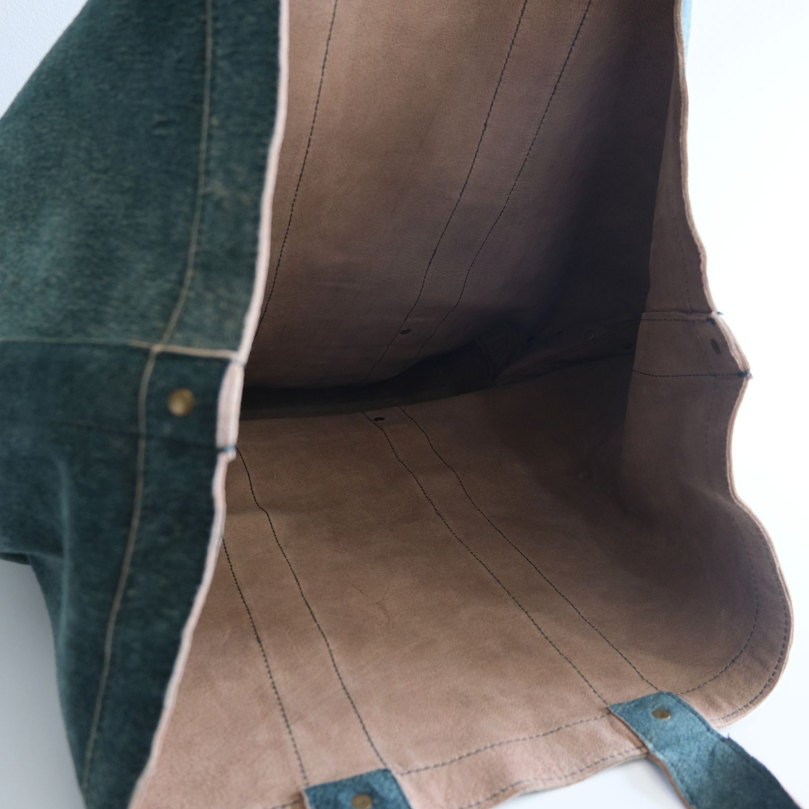 LEATHER TOTE BAG ‐Goat suede Antique finish‐ / バッグ / トートバッグ / レザー / ゴートレザー / アンティーク加工 / Green