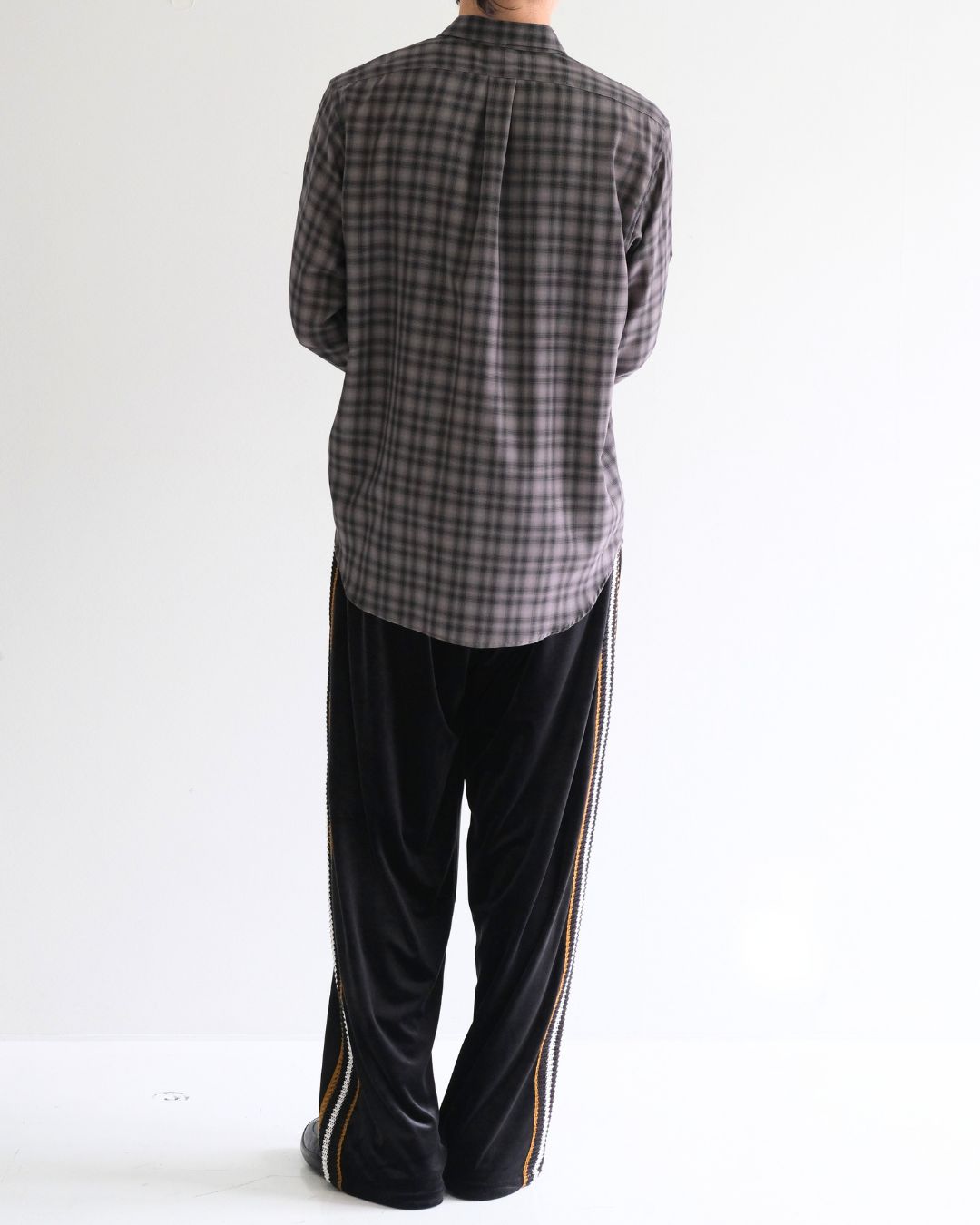 STYLE NO. 605