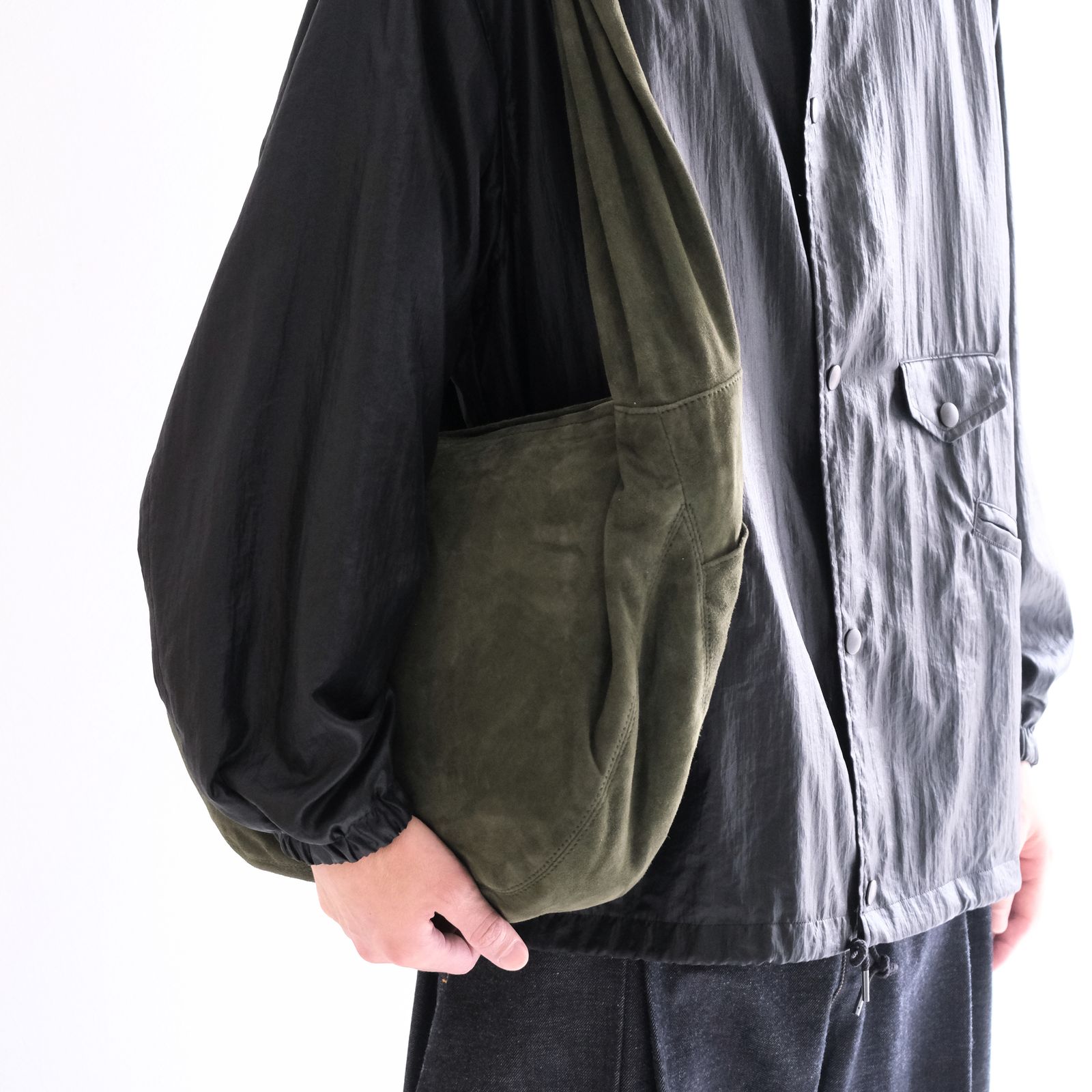 【残り1点】SHIRT CUFFS BAG（GREEN）
