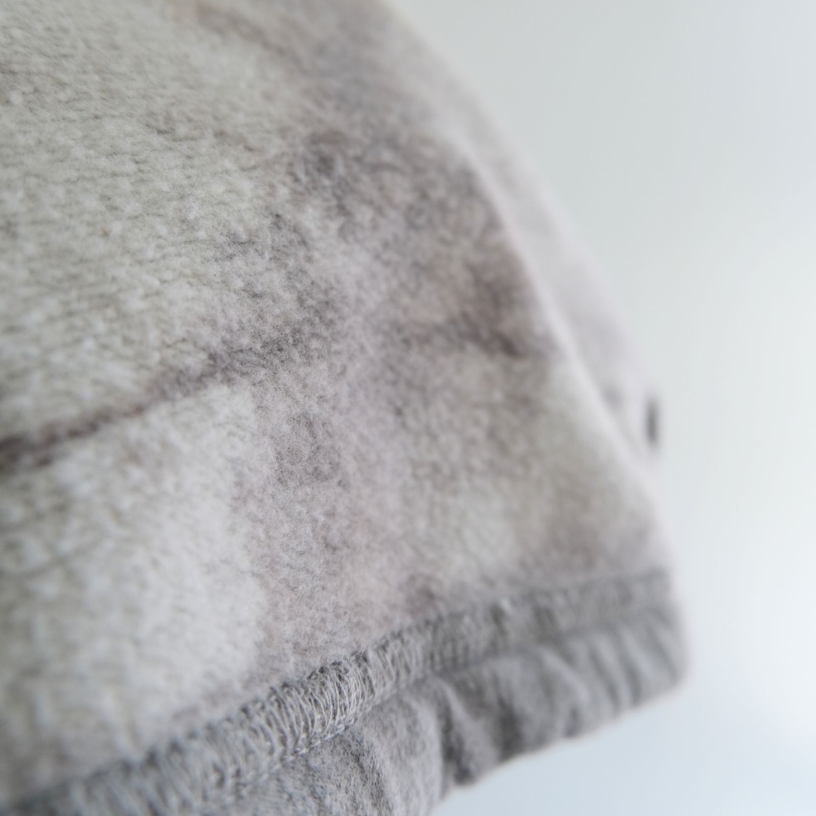 Reimagined Newsboy Fleece-Lined Sweatshirt / スウェット / Oak Gall Melange