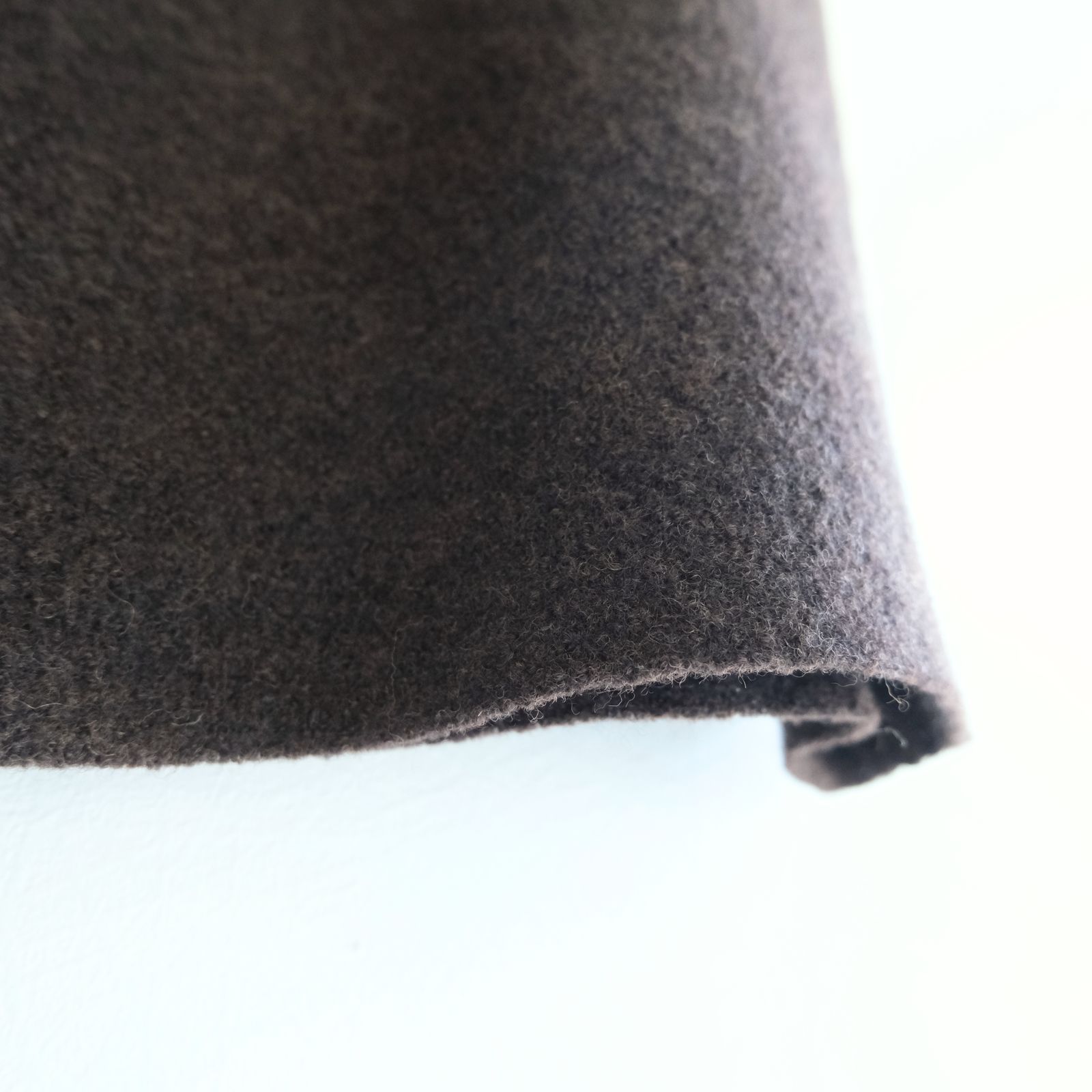 【残り1点】KNIT PANTS ‐Hard Twist Crepe‐（Brown）