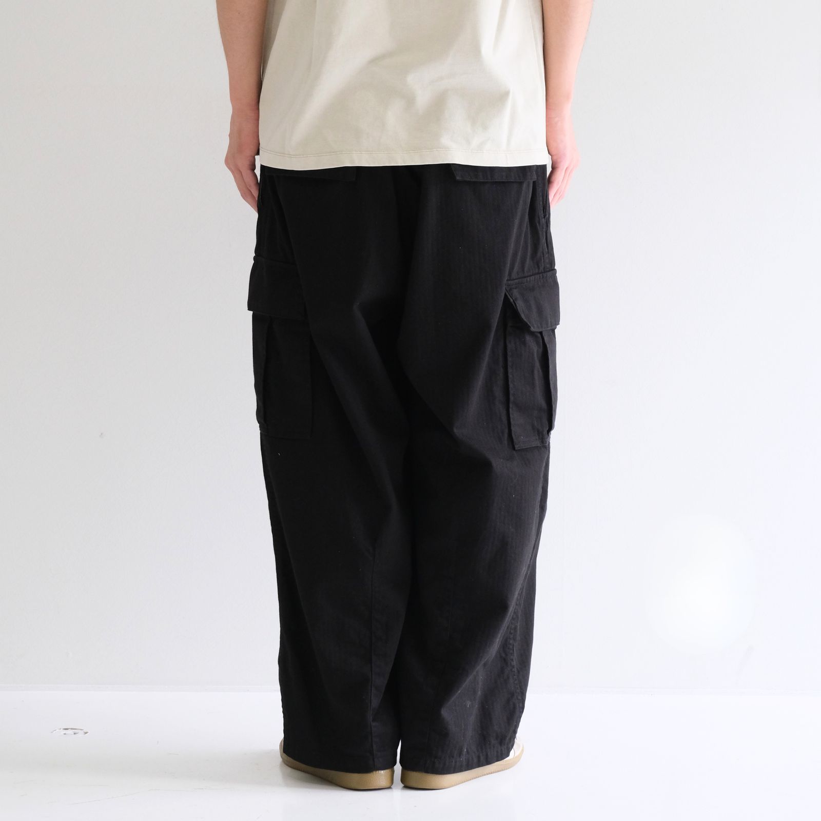Herringbone 6-Pocket Pants / ヘリンボーン 6ポケットパンツ（BLACK）