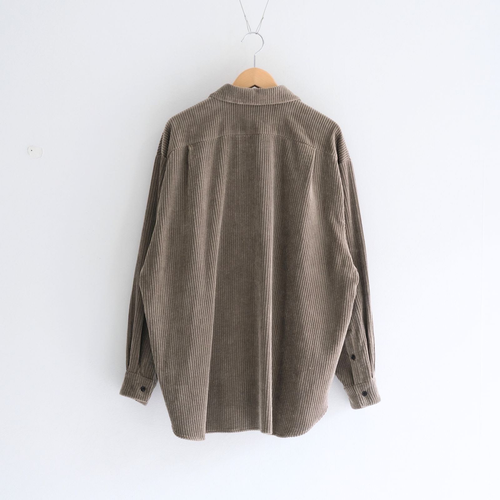 【残り1点】Corduroy Skipper Shirts（Beige）
