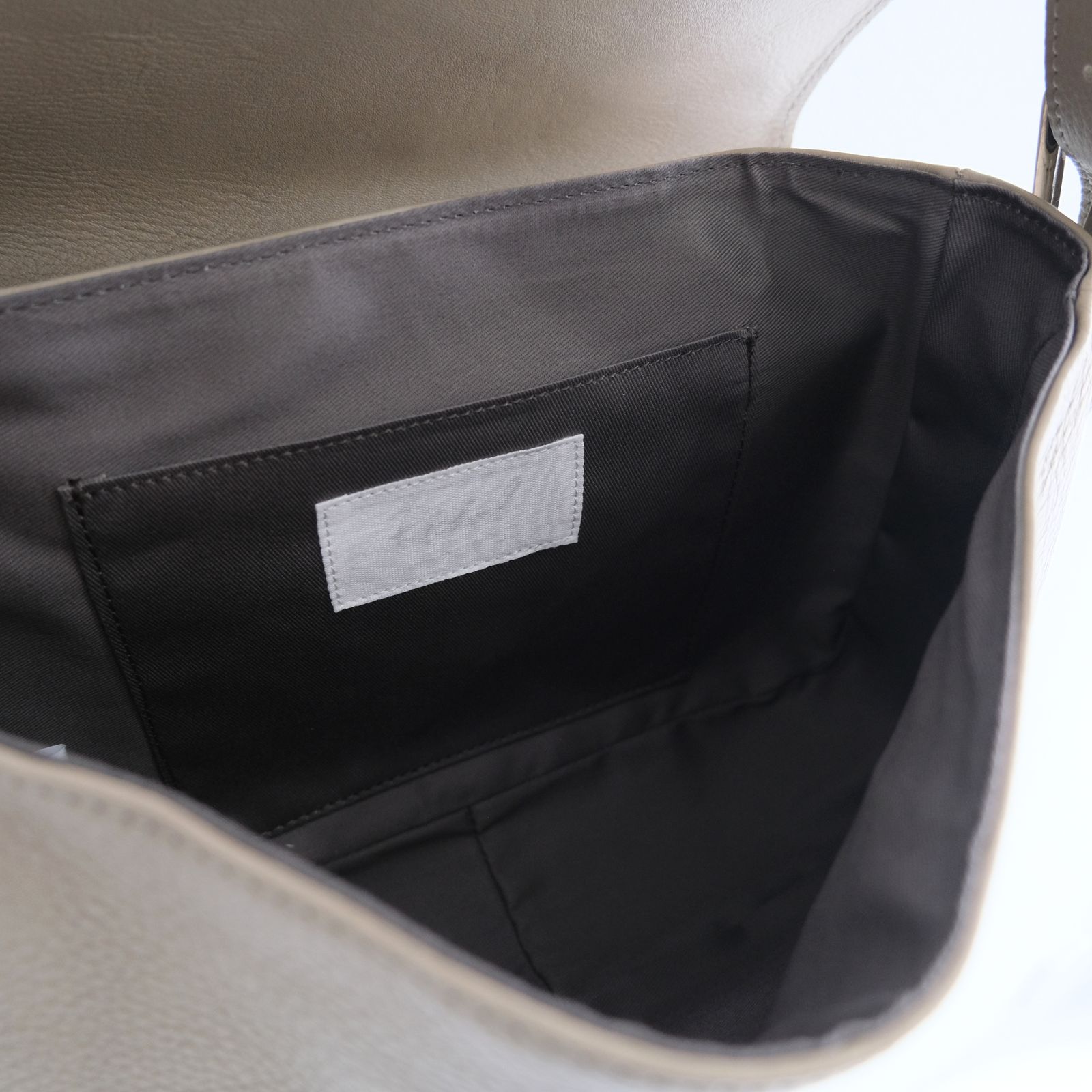 【残り1点】Leather Shoulder Bag [Dumbo] / レザー ショルダー バッグ [ダンボ]（Gray）