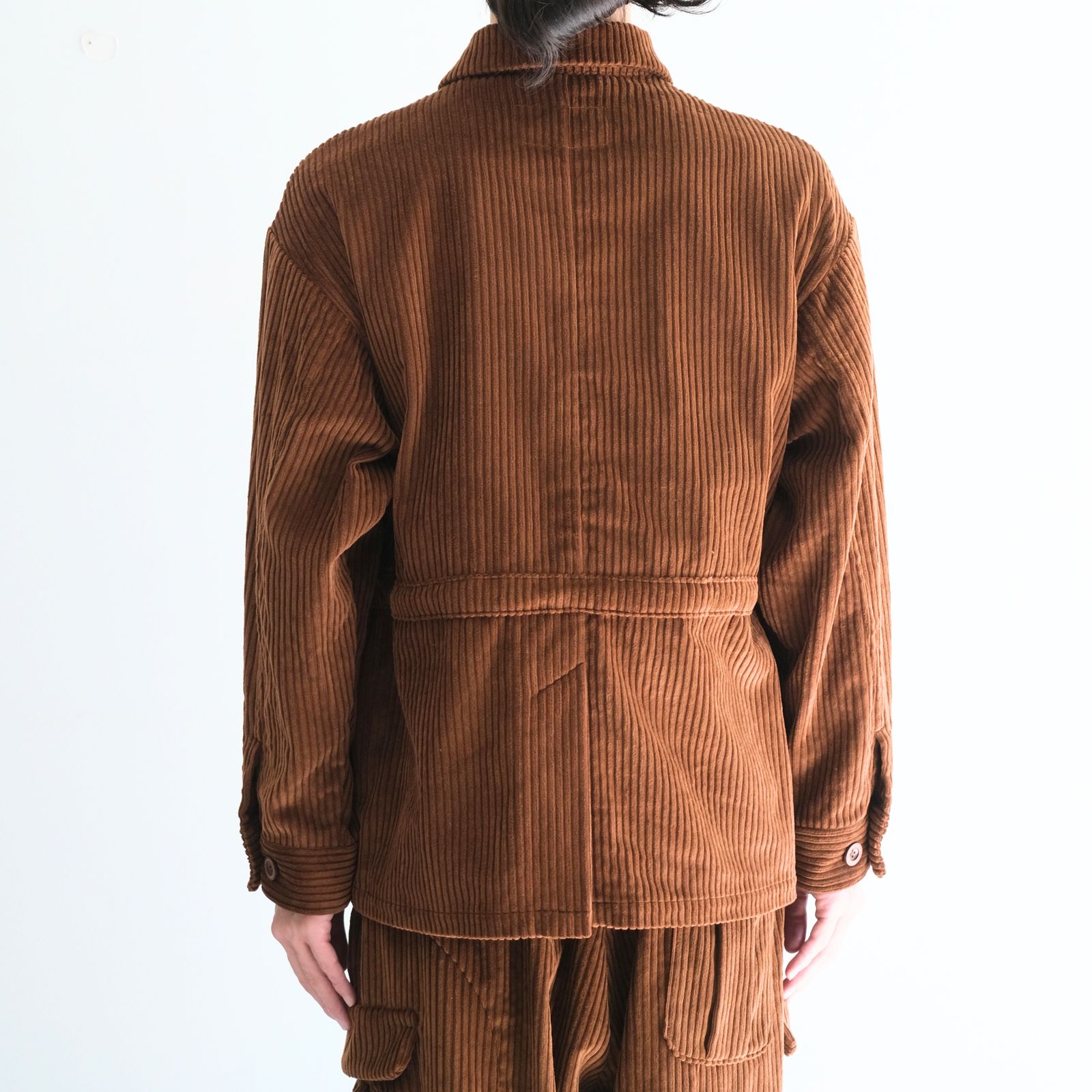 【残り1点】WIDE-WALE CORDUROY SAFARI JACKET（BROWN）