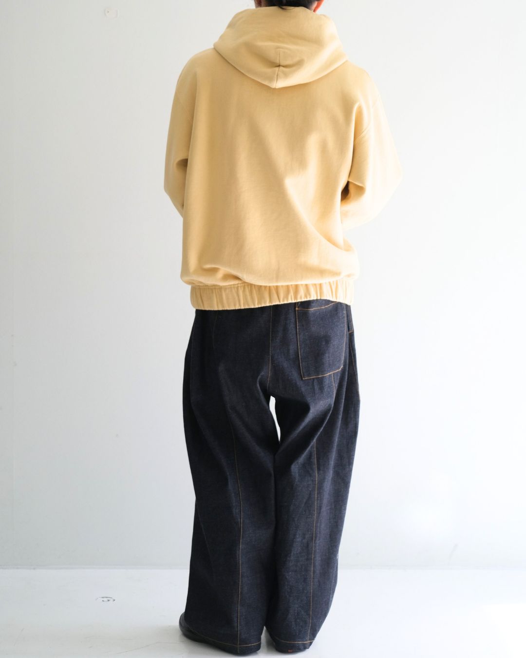 STYLE NO. 713