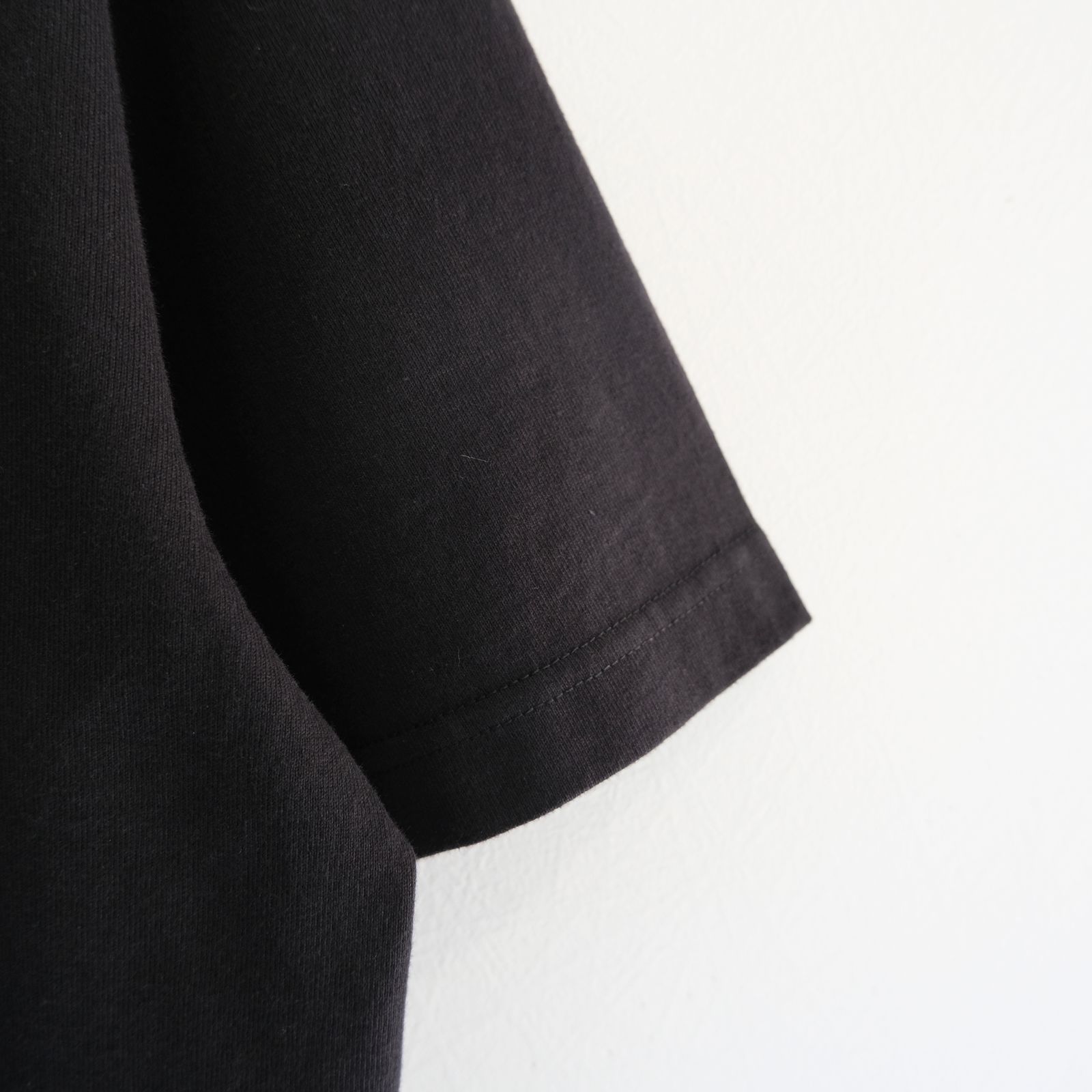 NEW BASIC T-SHIRT〈SHORT SLEEVE〉（BLACK）