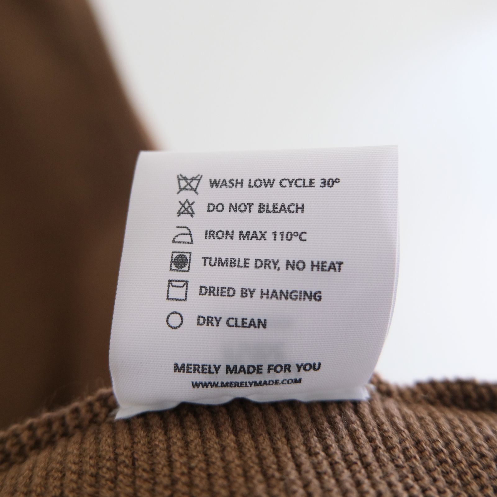 PREMIUM WIDE SHOULDER KNIT SLEEVELESS / ニット / ノースリーブ / CARAMEL BROWN