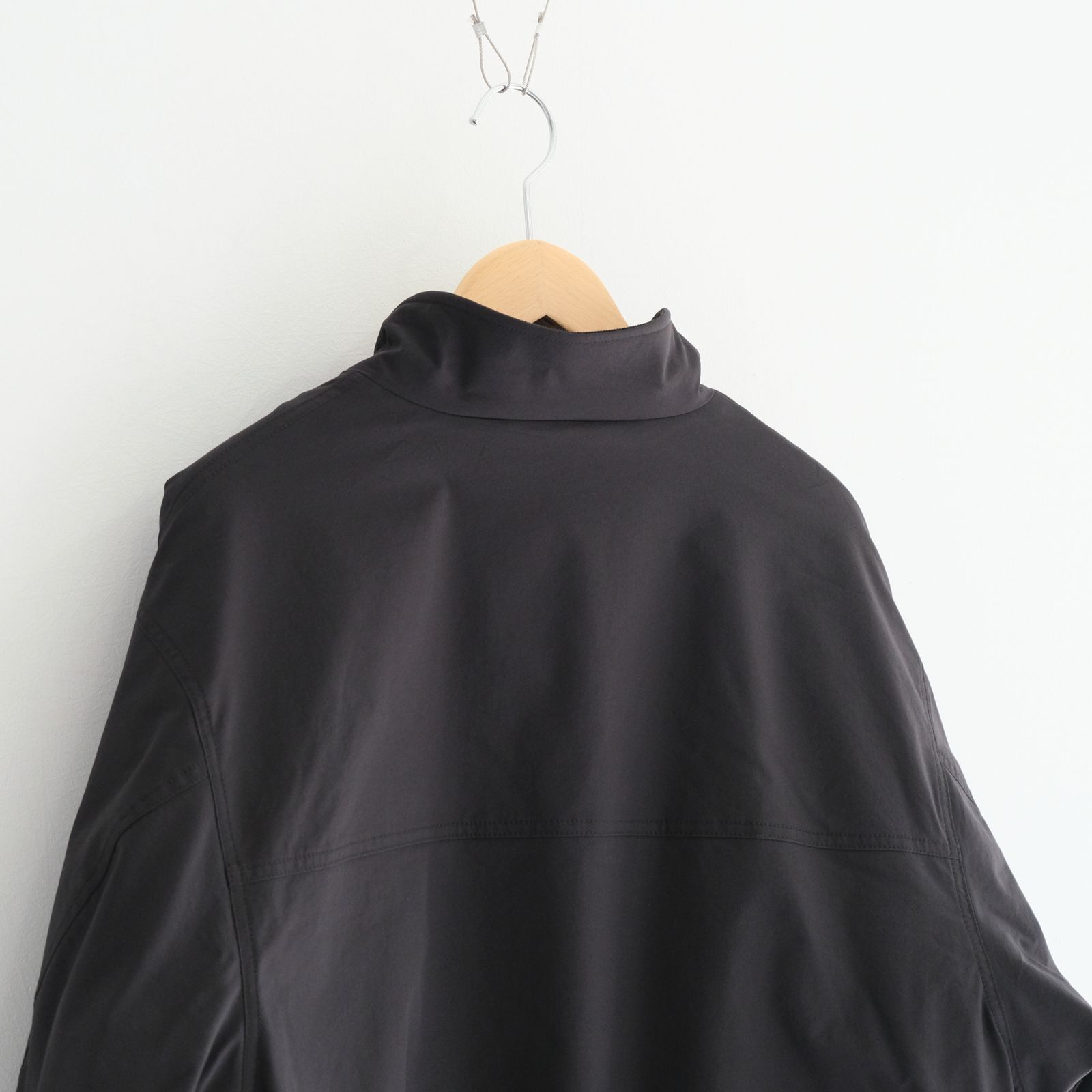 High Neck Insulation Jacket / ジャケット / Porlatec / Black