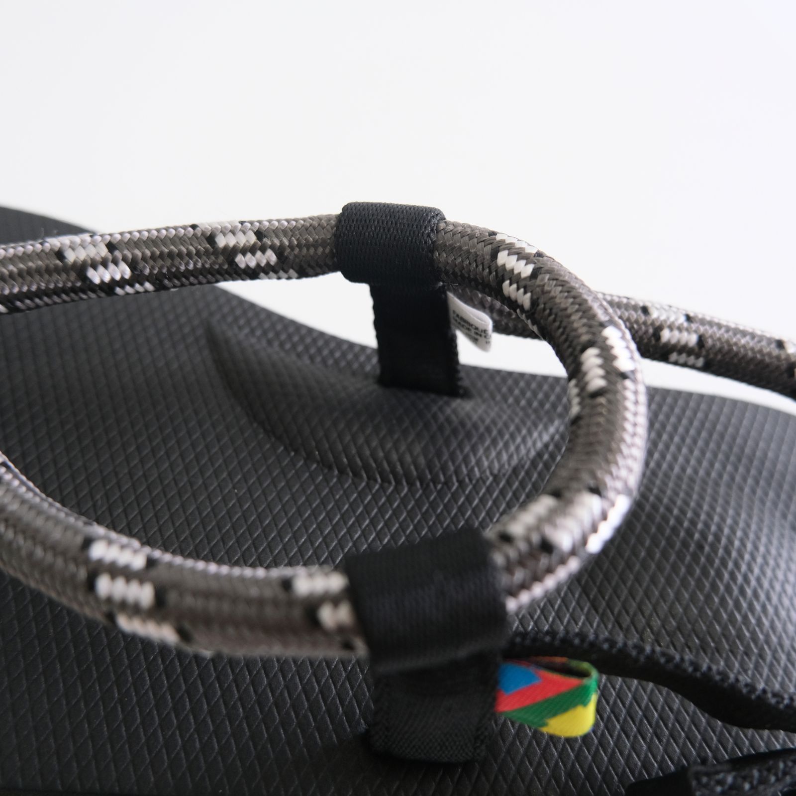 Suicoke x is-ness GUT KAT-2-ISN（CHARCOAL x BLACK）