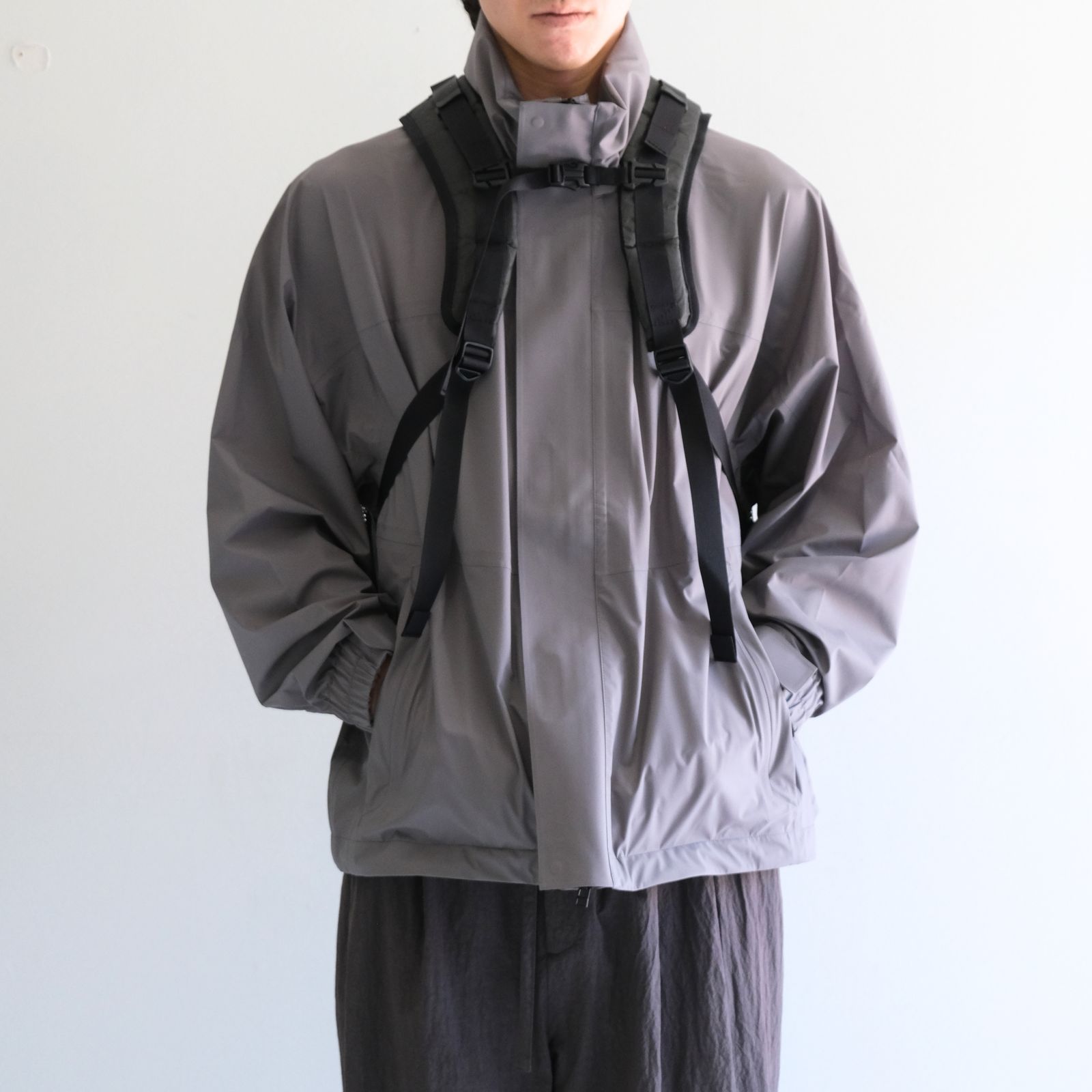 【残り1点】UltraWeave™ Daypack"Common" / ウルトラウィーブ デイパック コモン（CARBON BLACK）