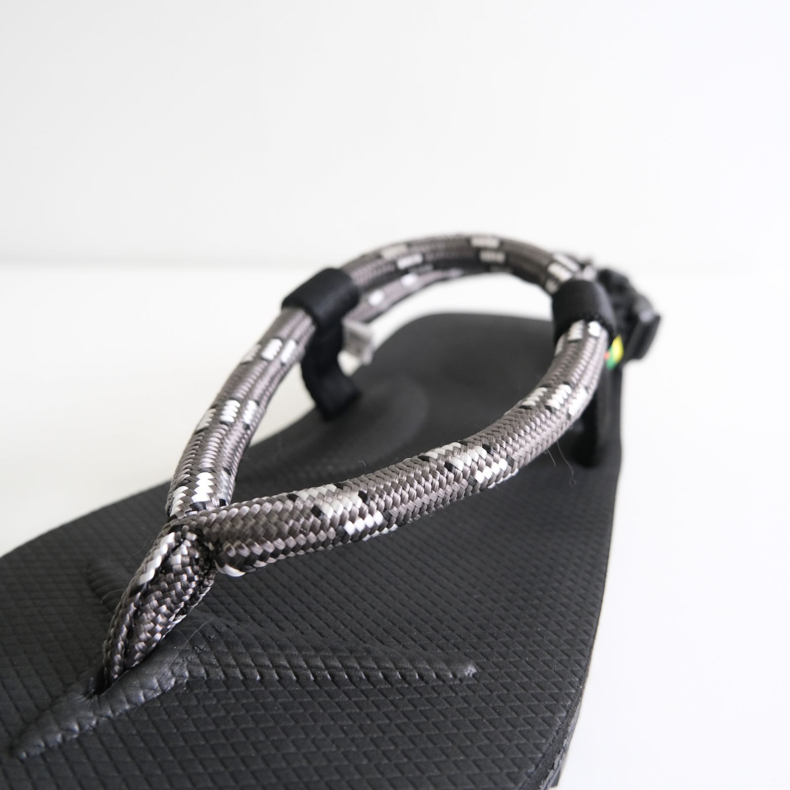 Suicoke x is-ness GUT KAT-2-ISN（CHARCOAL x BLACK）