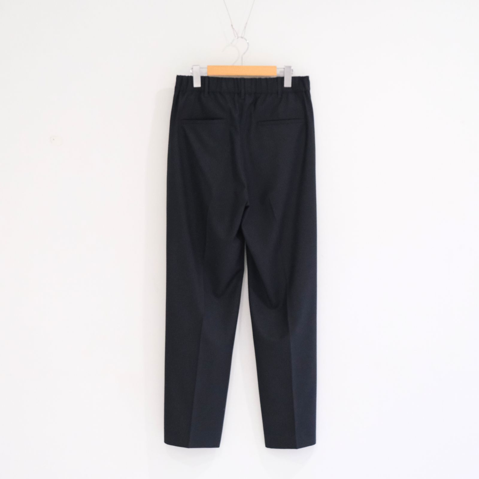 Narrow Stripe Tapered Slacks / ナロー ストライプ テーパード スラックス（HEATHER CHARCOAL）