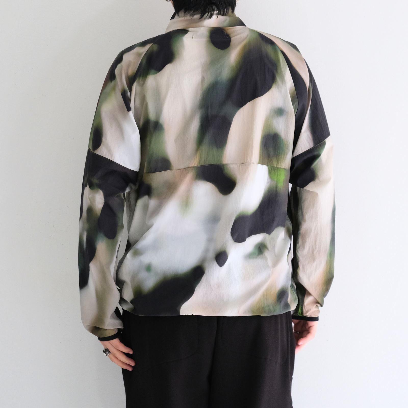 LIGHT WEIGHT WIND SHELL JACKET / ライトウエイト ウィンドシェルジャケット（BLUR）