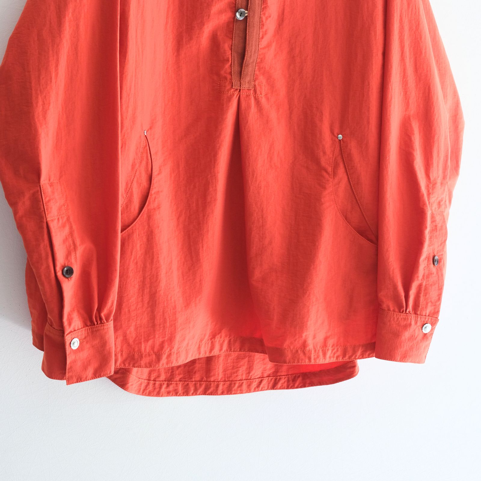 DAILY SHELL FOODIE SHIRT（VERMILION）