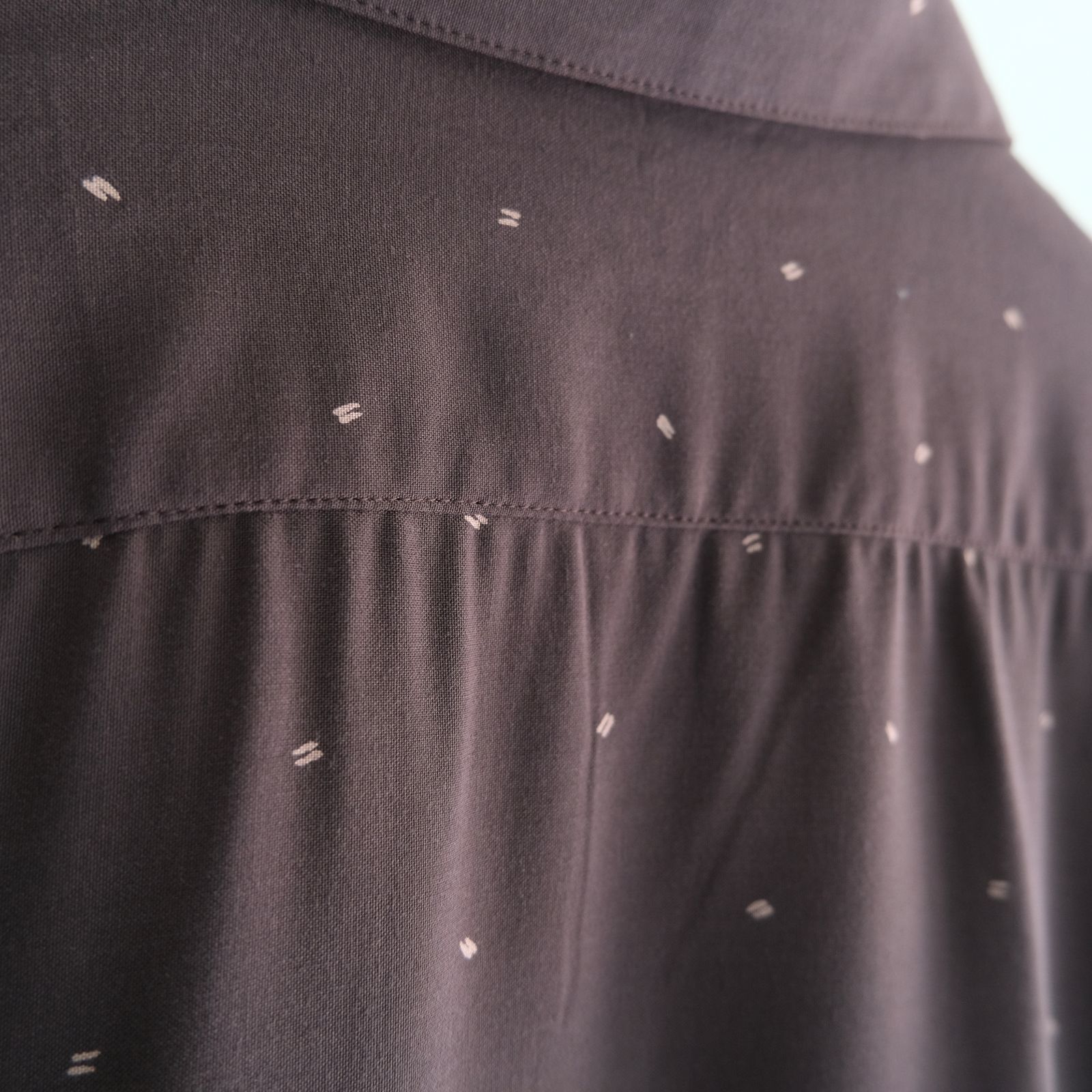 OPEN COLLAR SHIRTS  - Botanical print -（Dark Brown）