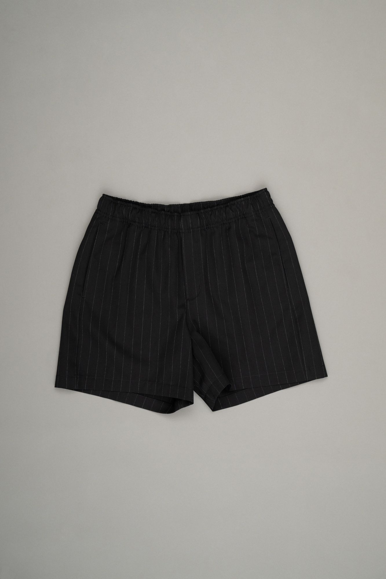 Dressy Easy Shorts（Black Stripe）