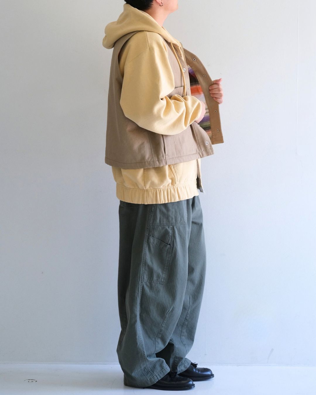 STYLE NO. 712