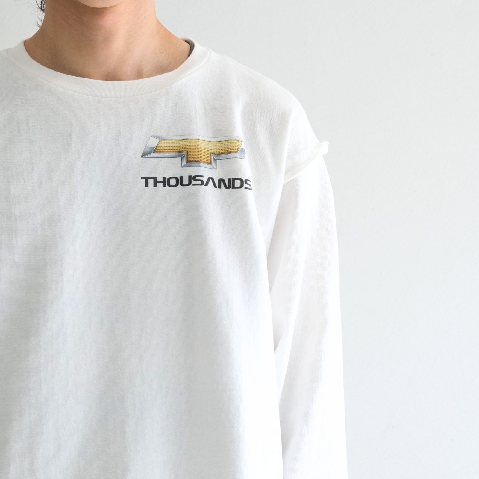DETROIT LOGO CUTOFF LS TEE（OFF WHITE）