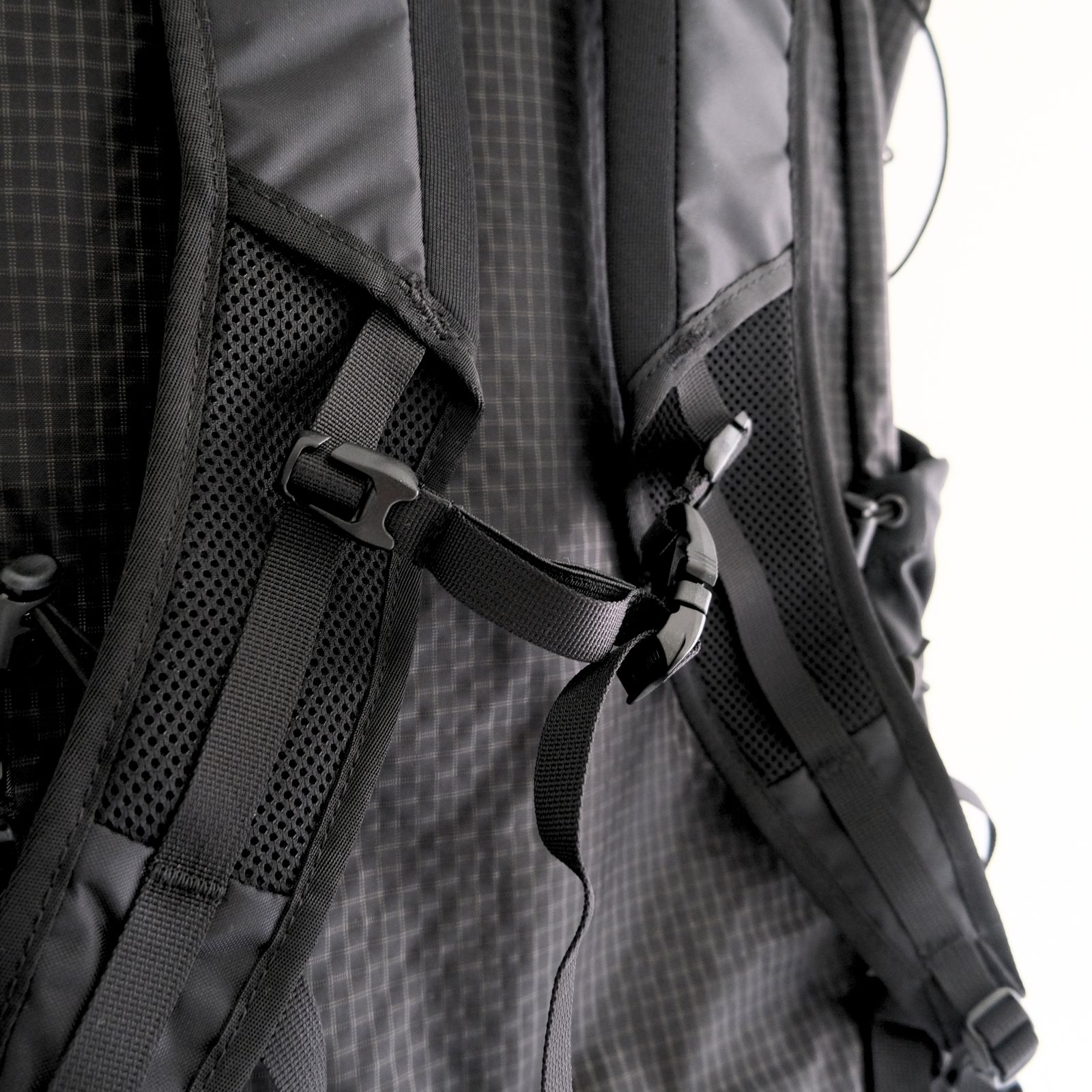 BAL / SPEAKEASY ULTRA GRID LOAM&LANE PACK（BLACK）