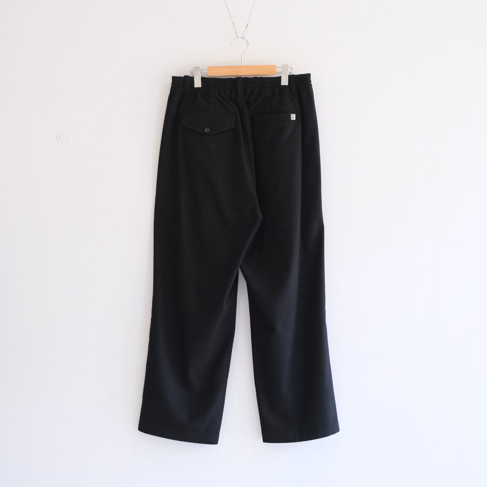 【残り1点】MERELY US INFORMAL PANTS（INK BLACK）