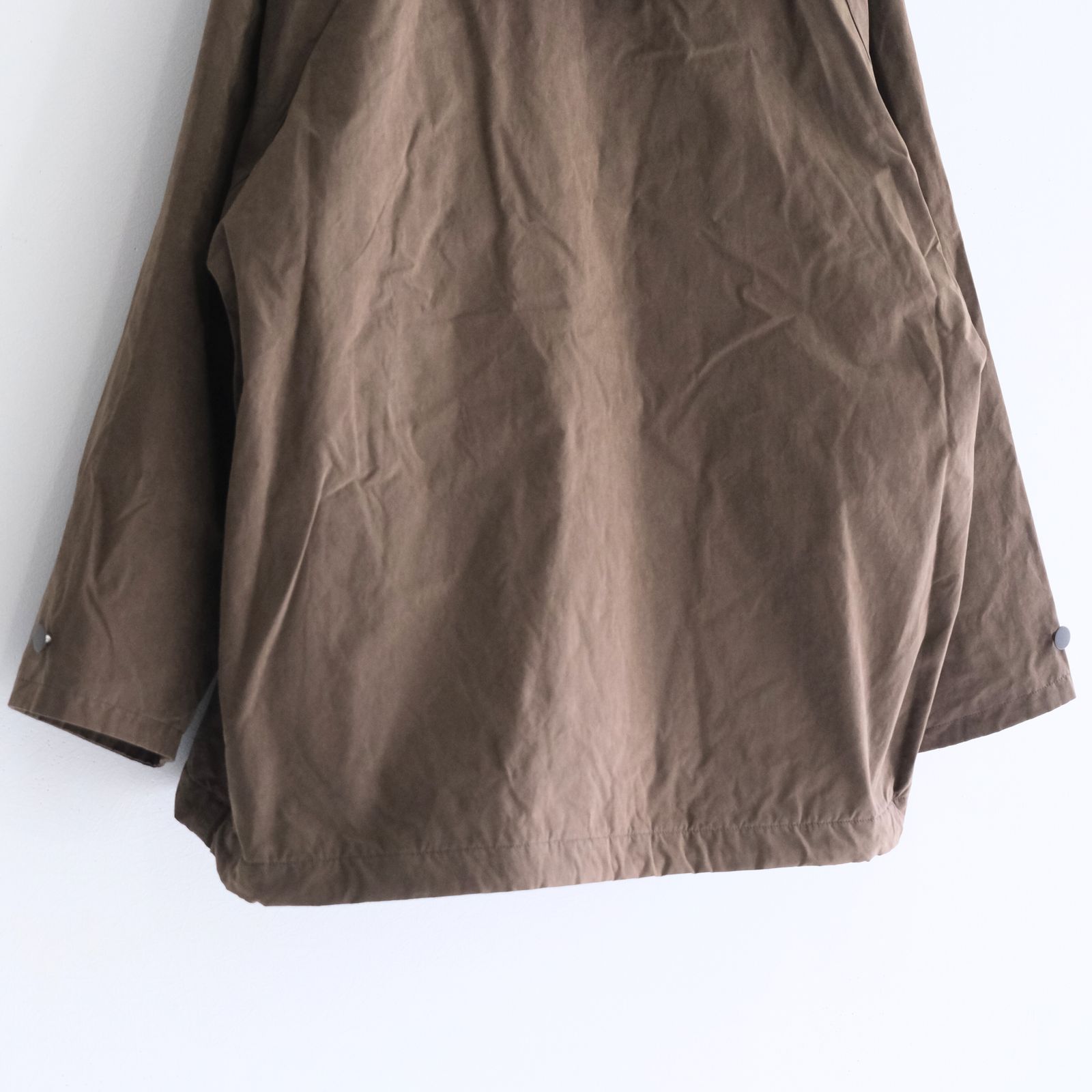 WAXED WEATHER PARKA / プルオーバー / パーカー / ワックス加工 / OLIVE BROWN