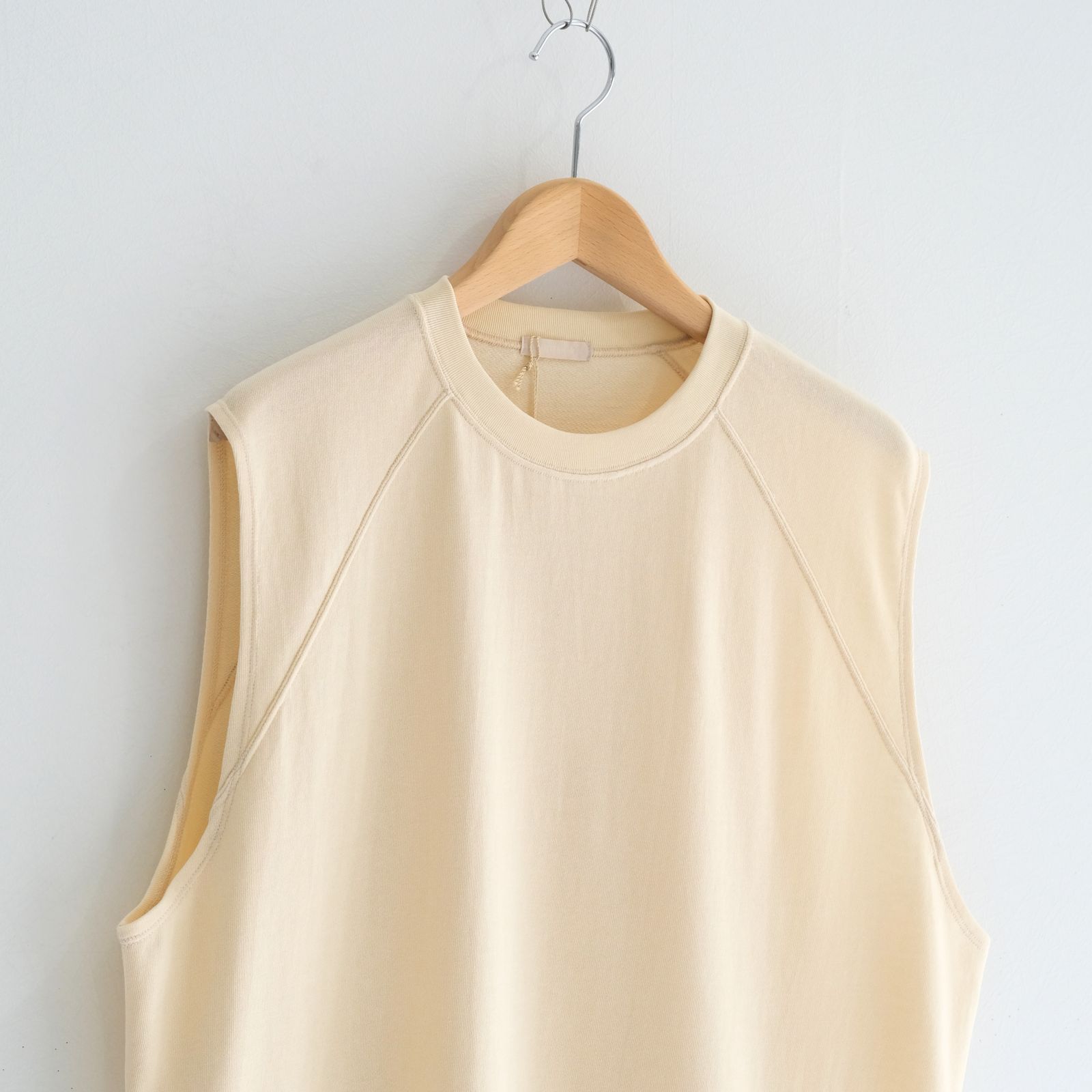 SOFT DRY SHORT LOOP TERRY SLEEVLESS TOP （YELLOW BEIGE）