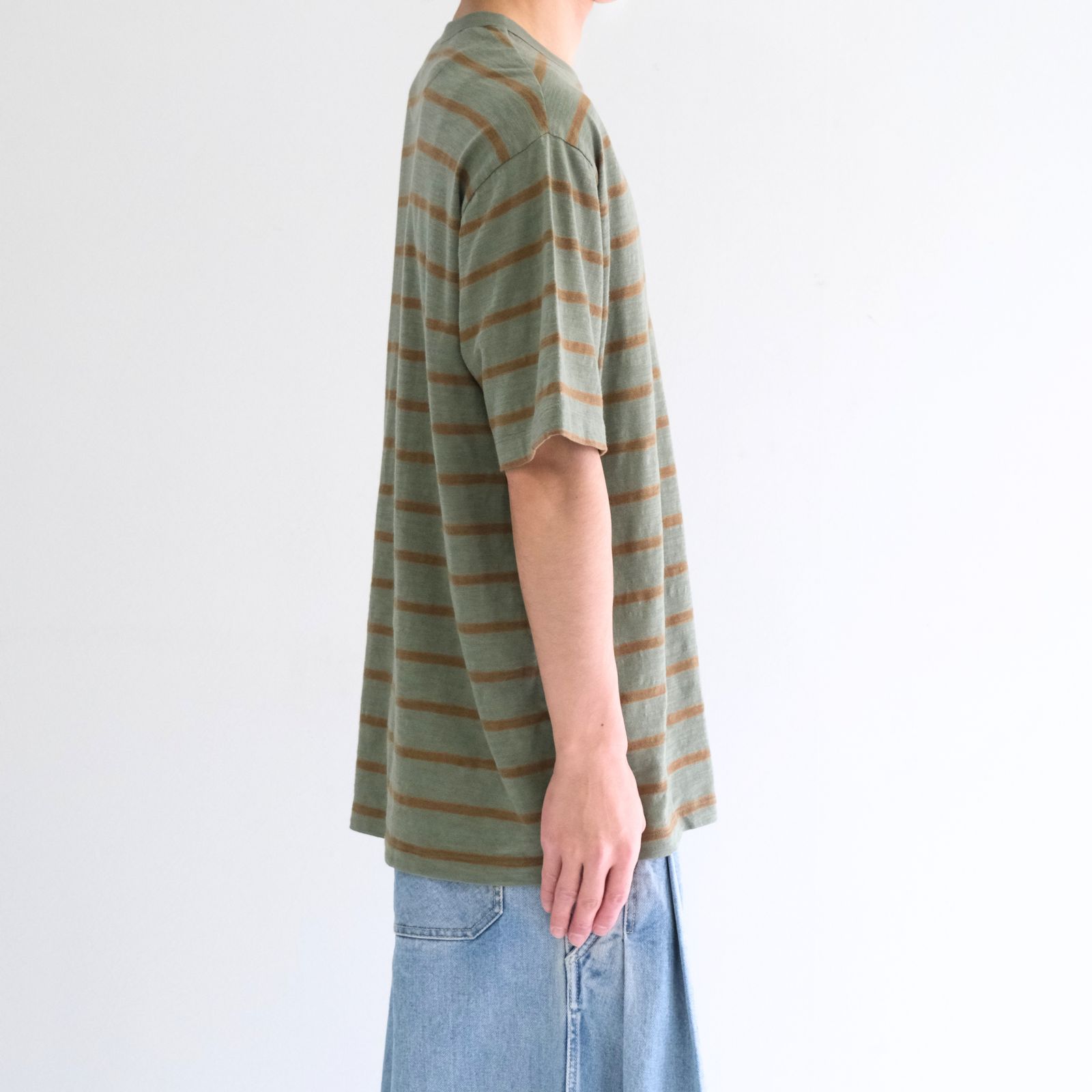 Vocation Tee / バケーション TEE（Olive Tan Stripe）
