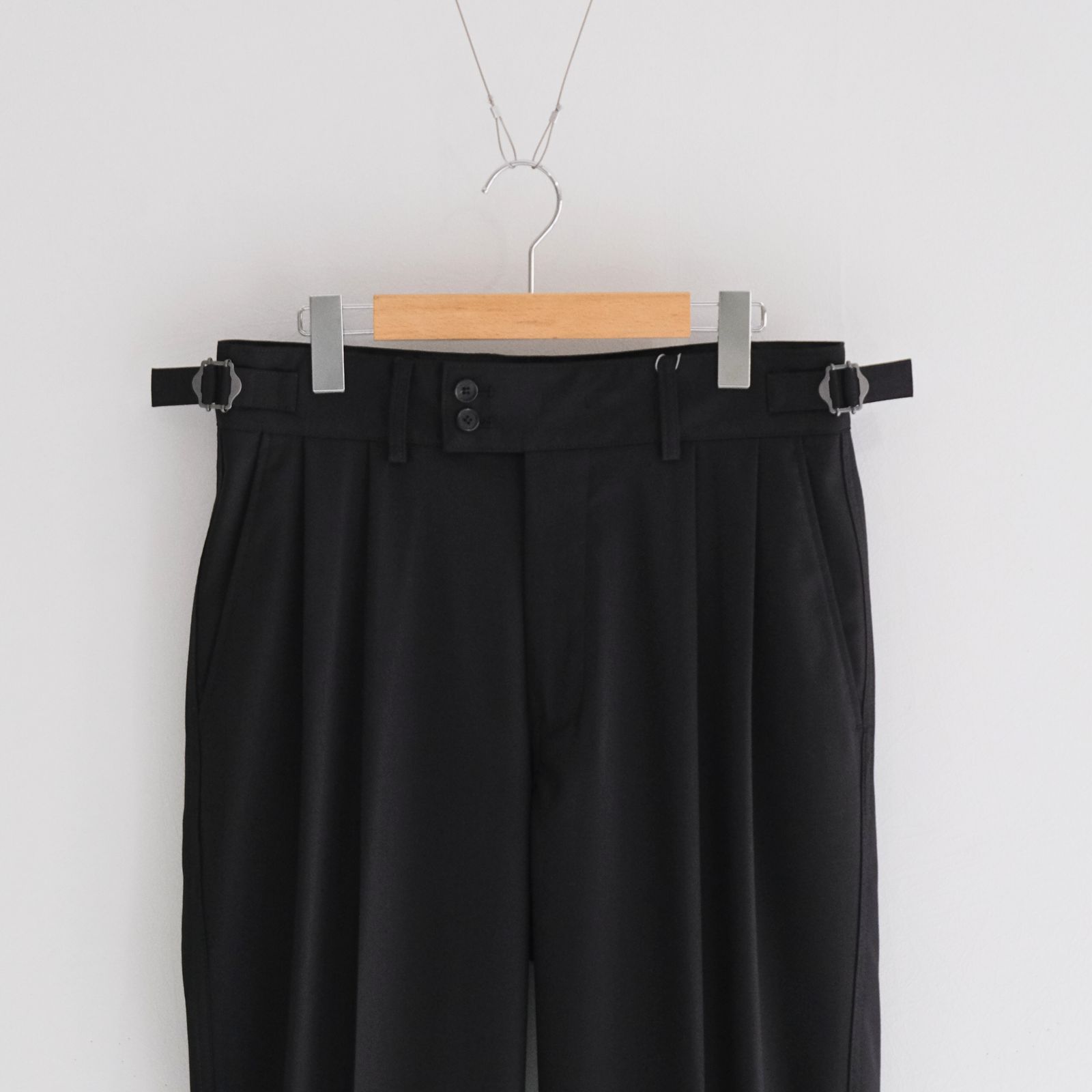 ANOTHER OFFICE SANTIAGO SLACKS スラックス パンツ ANOTHER OFFICE / Santiago Slacks BLACK