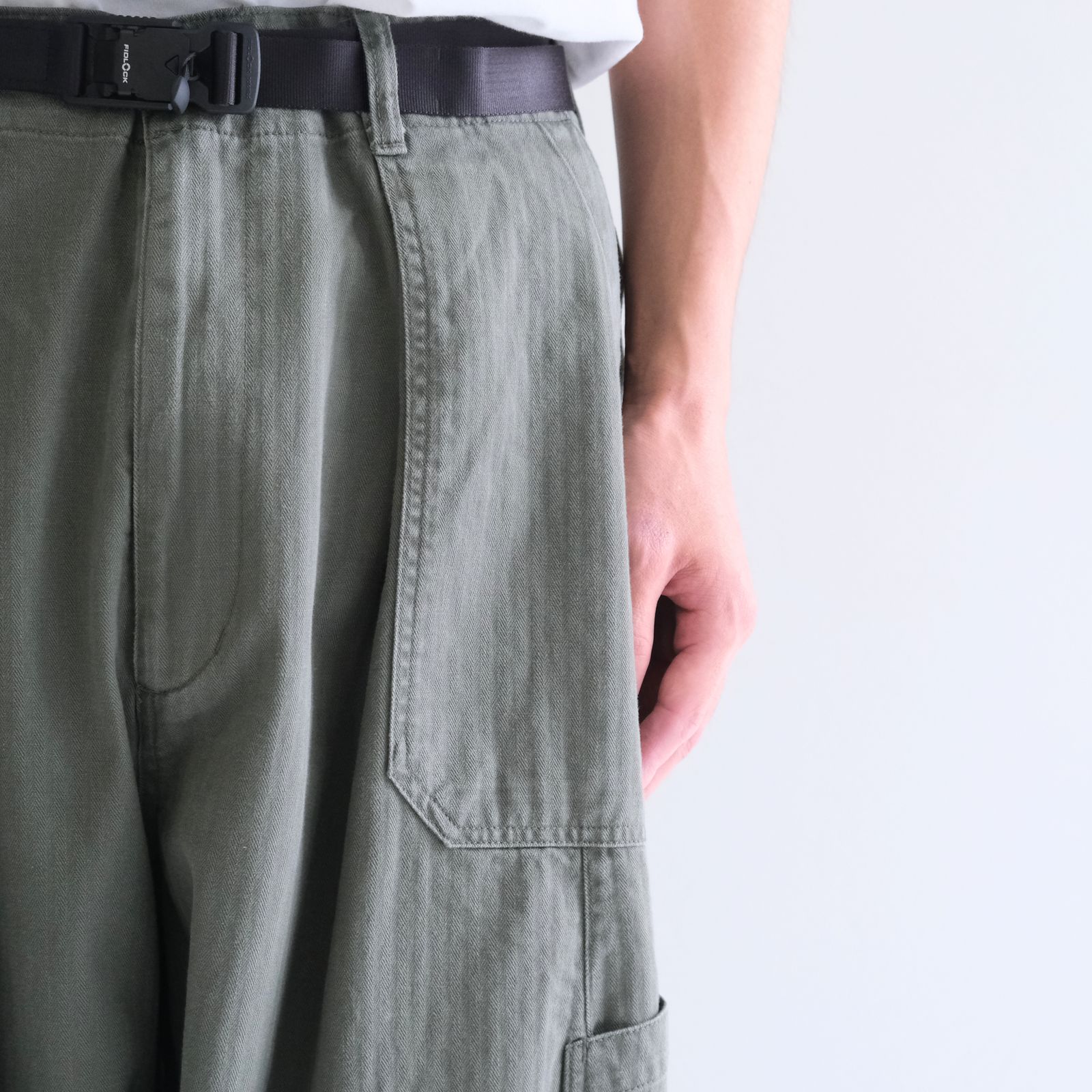 NU Balloon EZ Pants（KHAKI）