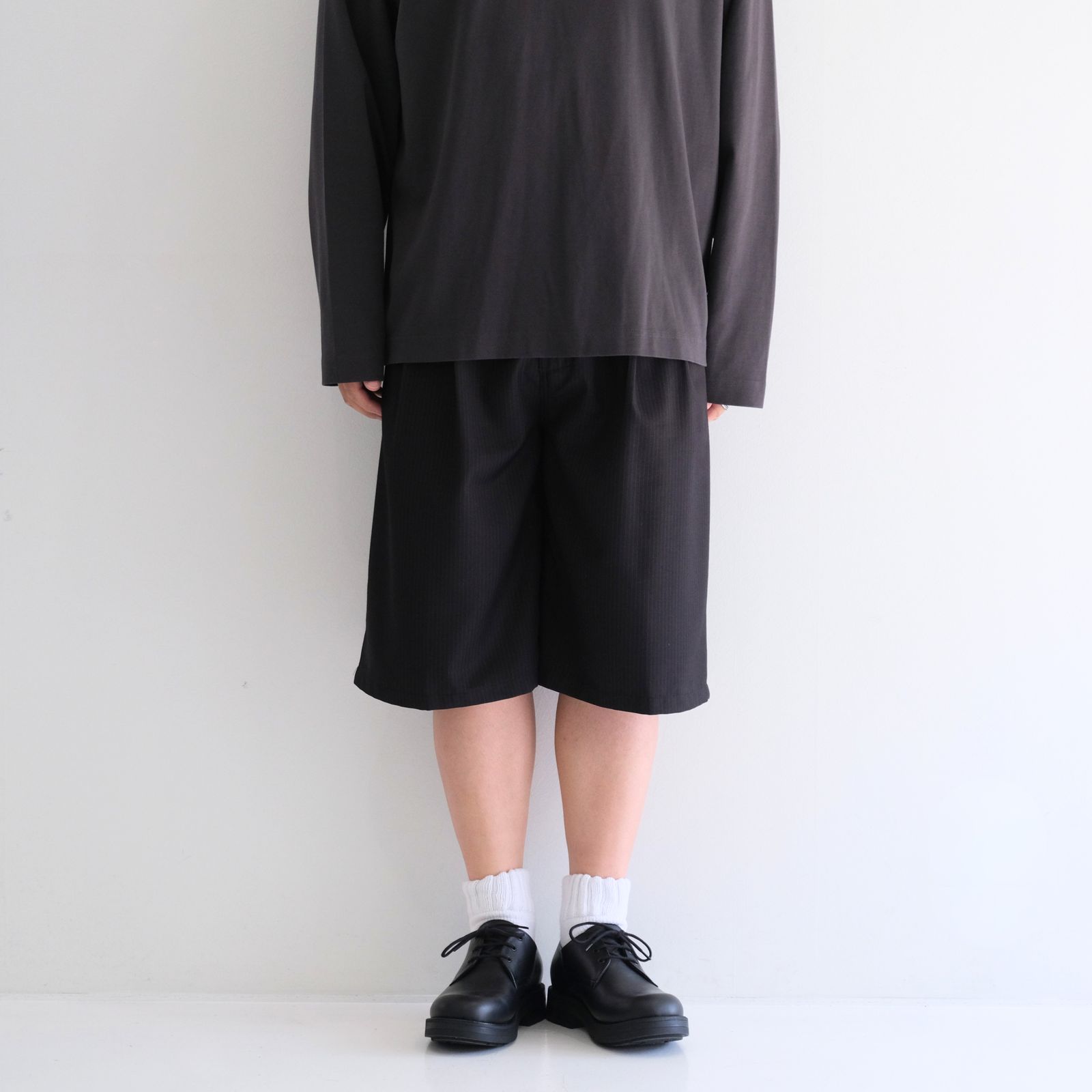 Hemingway Stripe Bermuda Pants / ヘミングウェイ ストライプ バミューダ パンツ（BLACK）