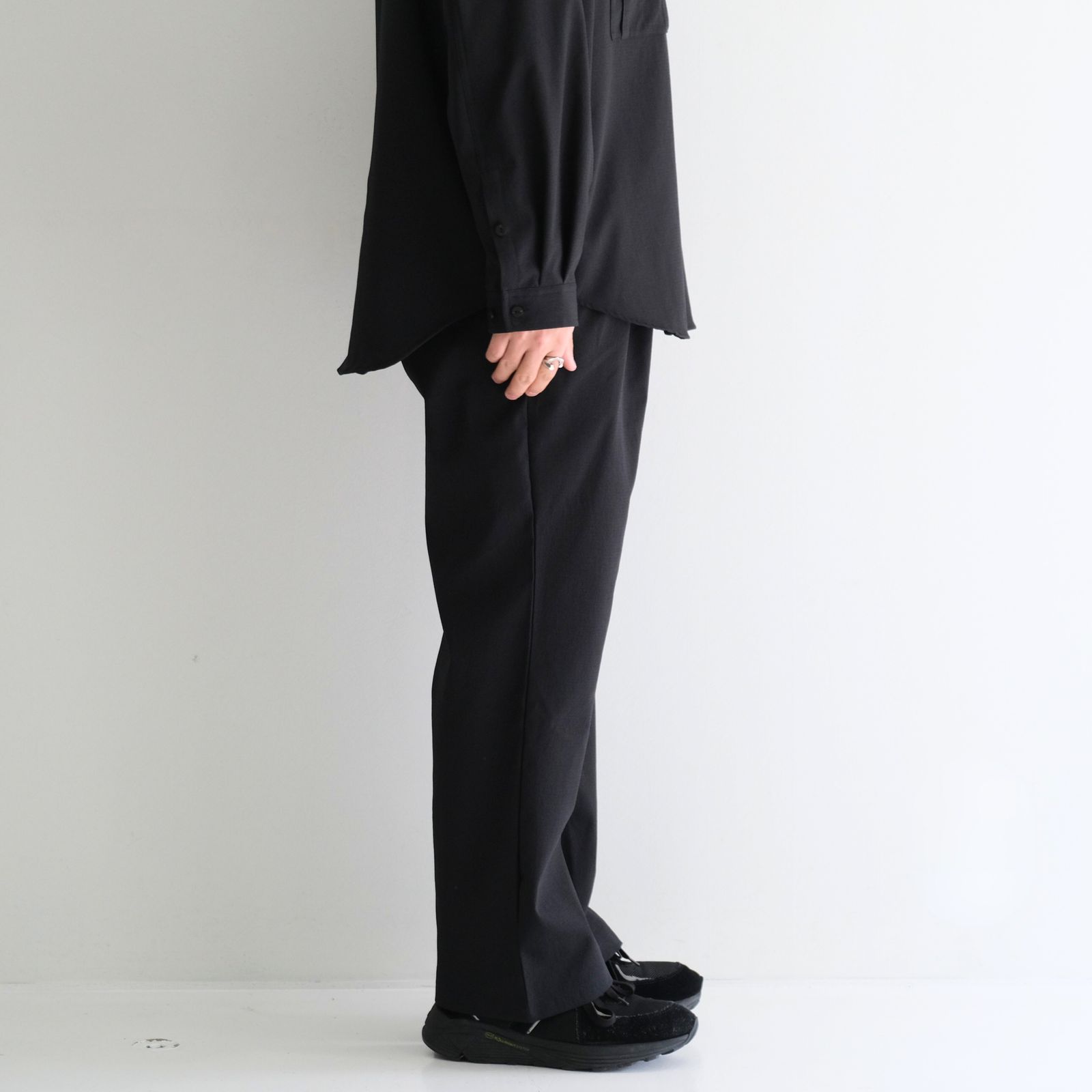 Breathable Linen Easy Pants DotAir®  / ブリーザブル リネンイージーパンツ DotAir®（OFF BLACK）