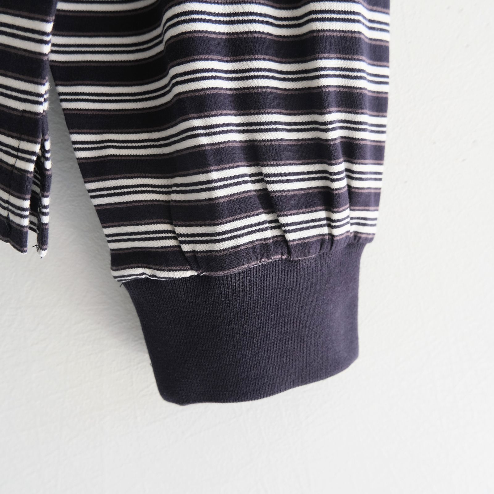 Brief Stripe Rugby TEE / ブリーフストライプラグビーTシャツ（NAVY）