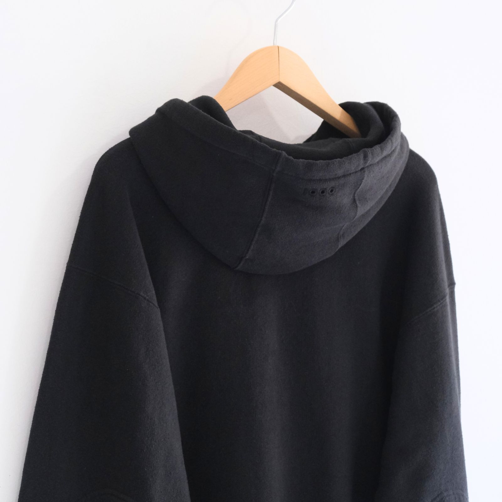 NEPPED HOODIE（INK BLACK）