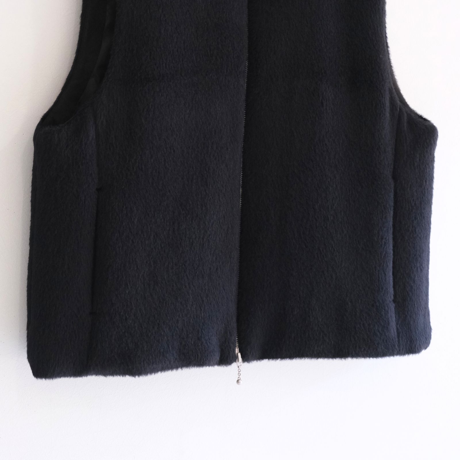 【残り1点】MERELY SURI ALPACA INUIT FUR VEST（BLACK MINK）