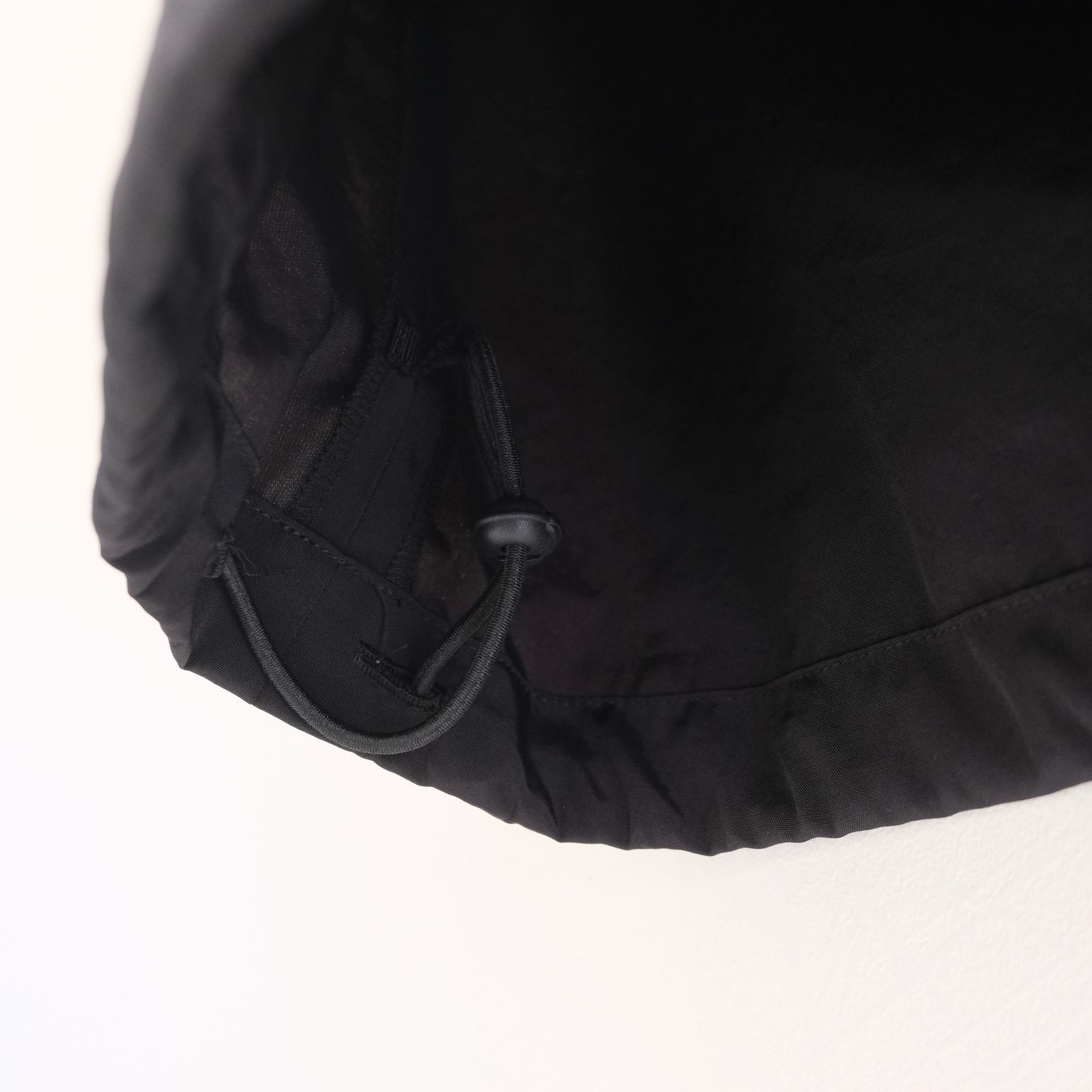【販売開始 : 7/18 (土) 00:00~】Cupro Nylon Browsing Pants（Black）