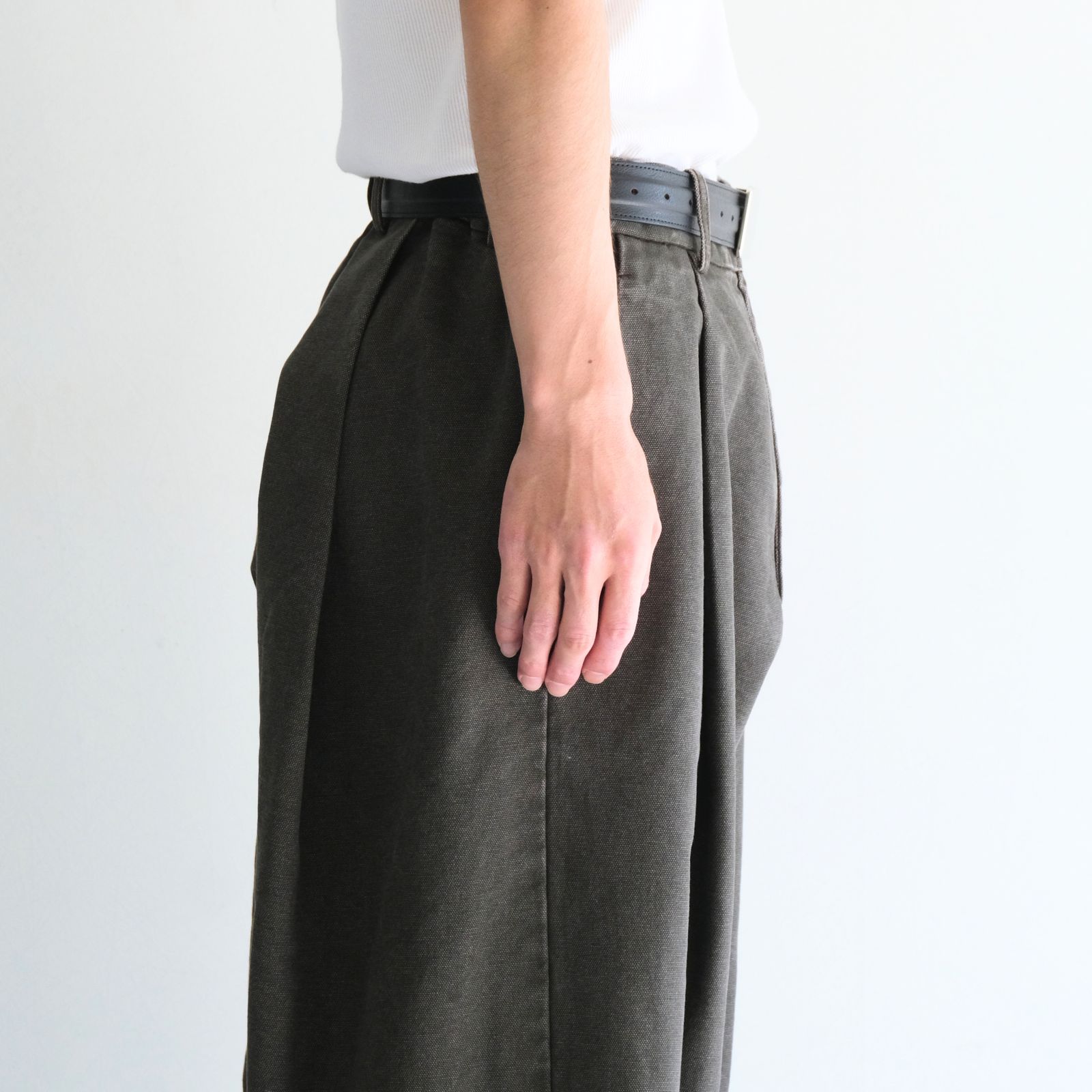 【残り1点】MERELY WASHED CANVAS FLARED PANTS（VINTAGE CAMEL）