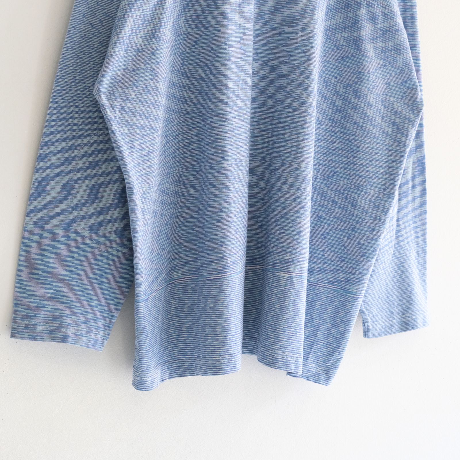 VORTEX FOOTBALL SHIRT fabric by SUN/kakke（MIX BLUE）