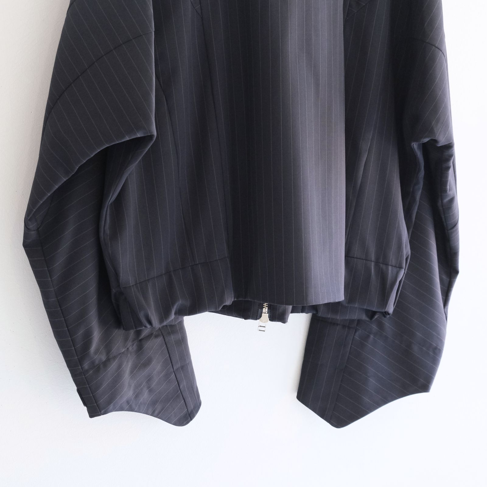 Merino Wool Stand Collar Blouson / メリノウール スタンドカラー ブルゾン（NAVY STRIPE）