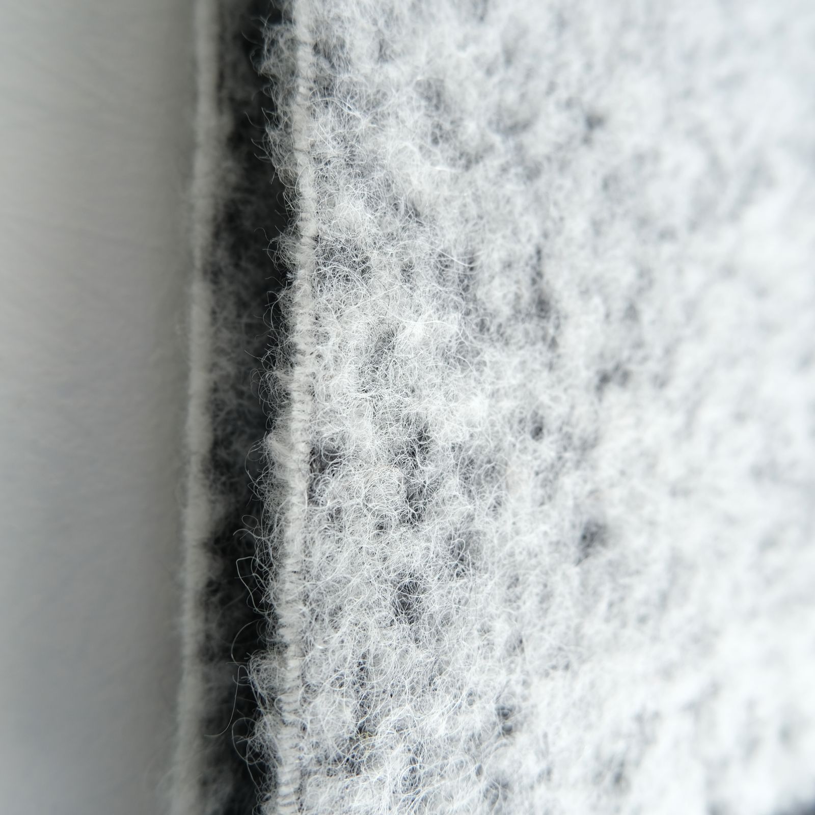 Two Colour Woolly Scarf / マフラー / アルパカ / Black / White