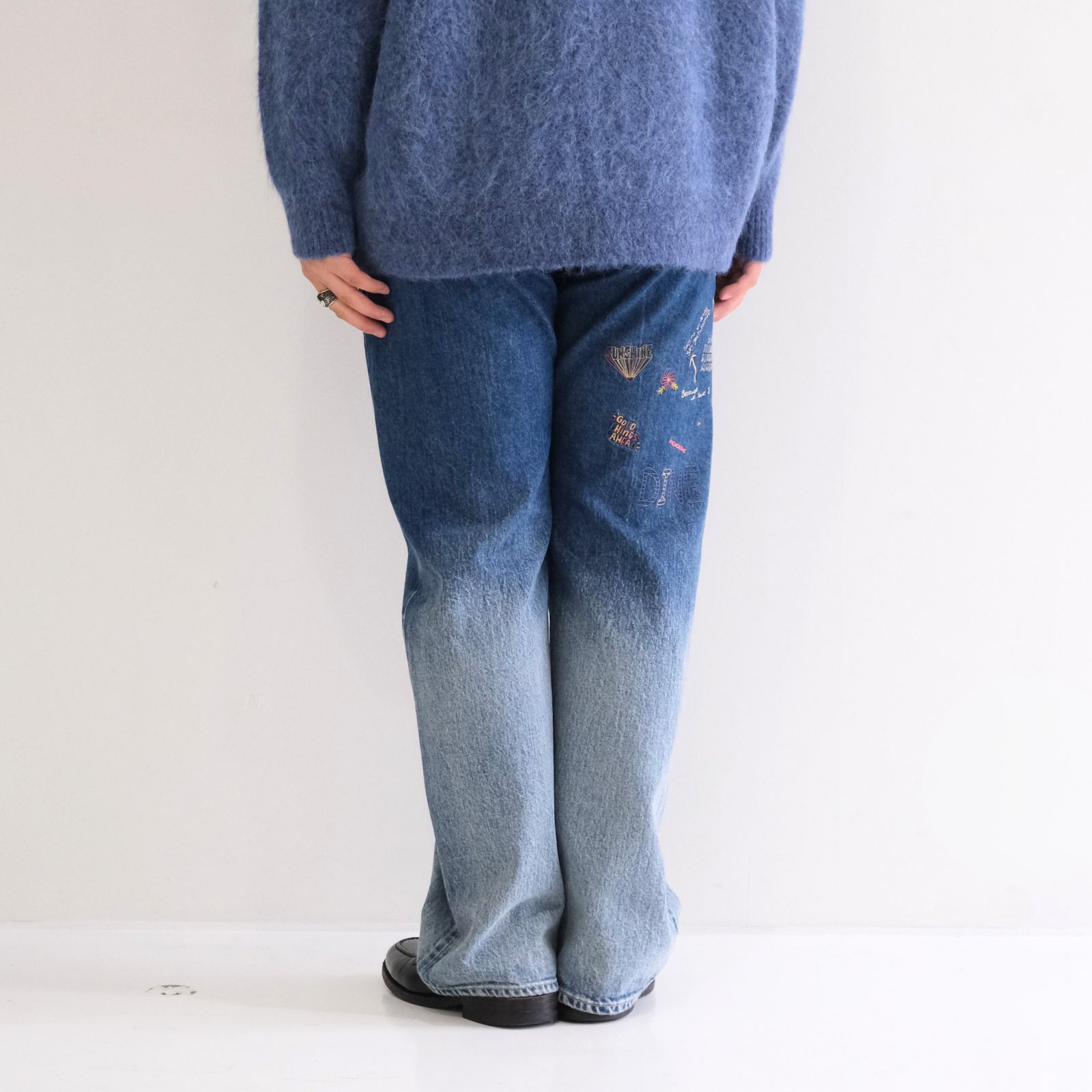 "JUDE Ⅱ" HIPPIE New Standard Straight by 66 Selvedge Denim / パンツ / デニム / フェード加工 / 刺繍 / CRASH BLUE