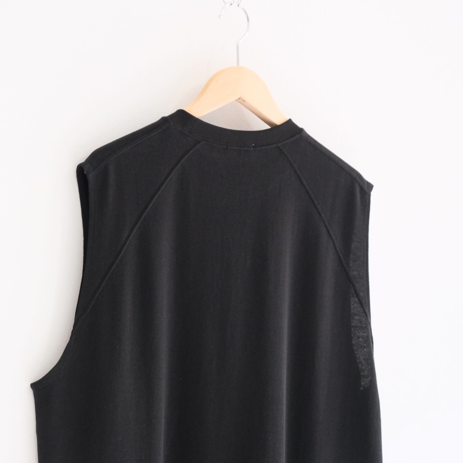 SOFT DRY SHORT LOOP TERRY SLEEVLESS TOP （BLACK）