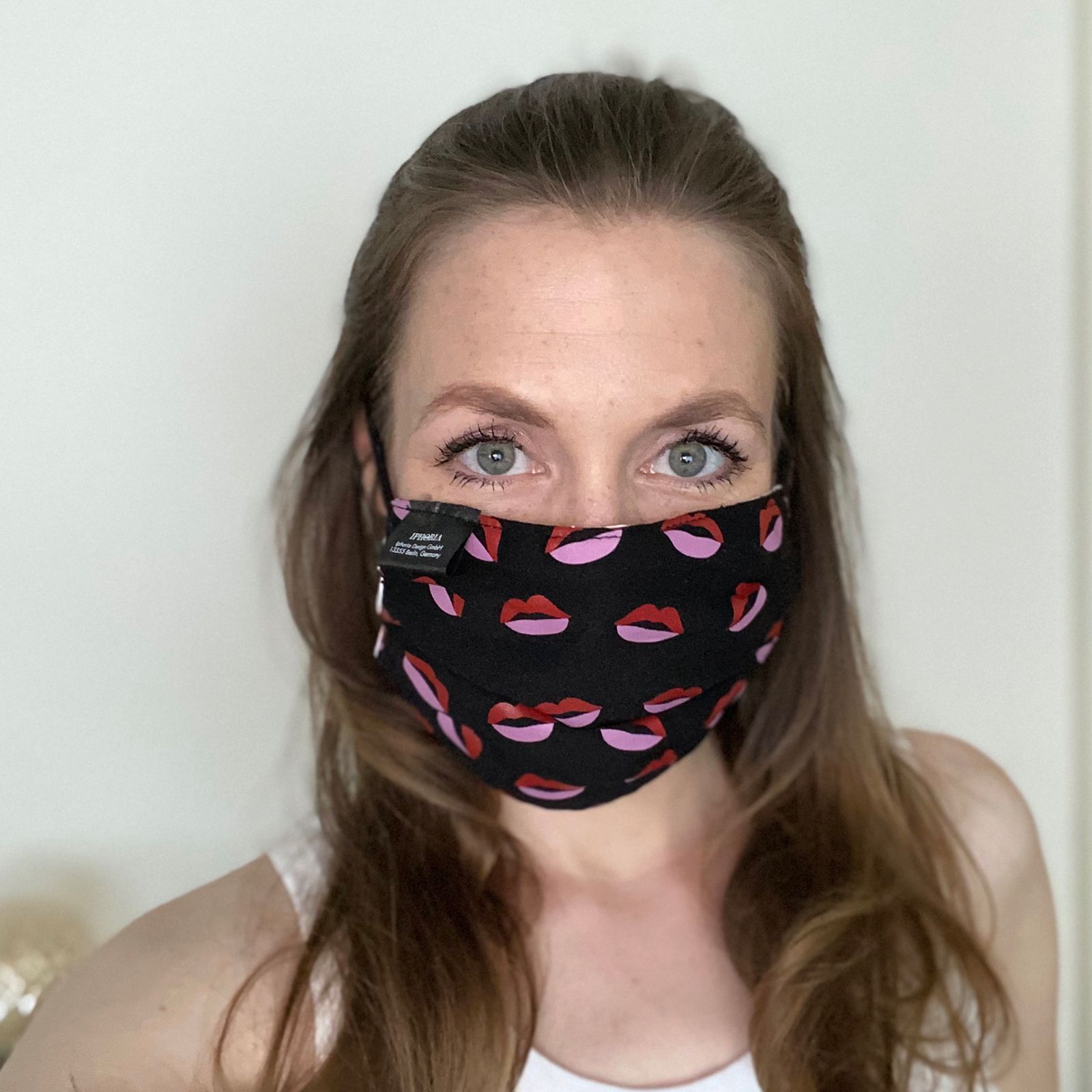 IPHORIA MASK - Kiss Textile Mask
