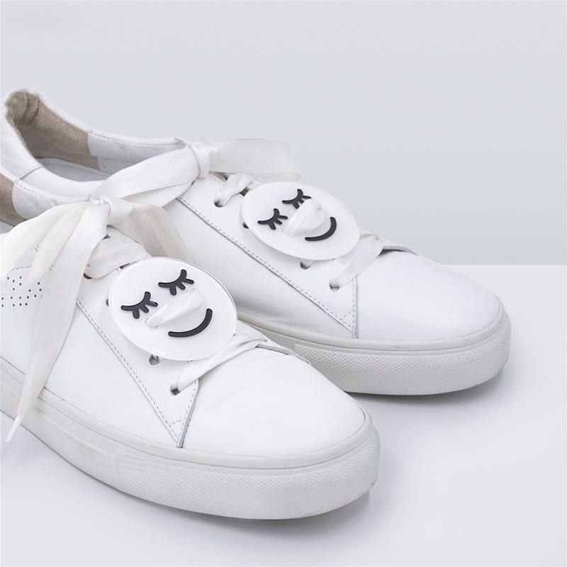 Acryl Sneaker Patches - Smiley White
