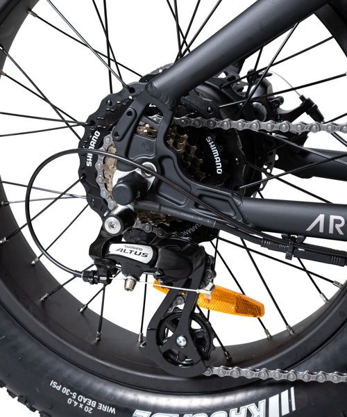 TR1 / BLACK