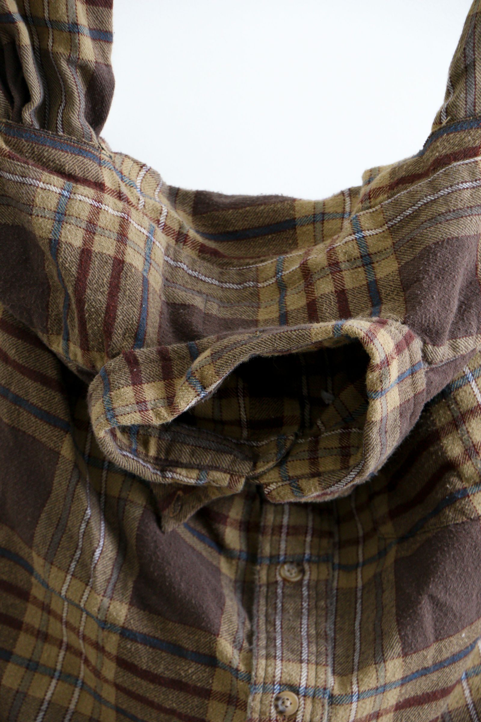 SEVEN BY SEVEN - REWORK SHIRTS BAG - Used flannel shirts - BEIGE