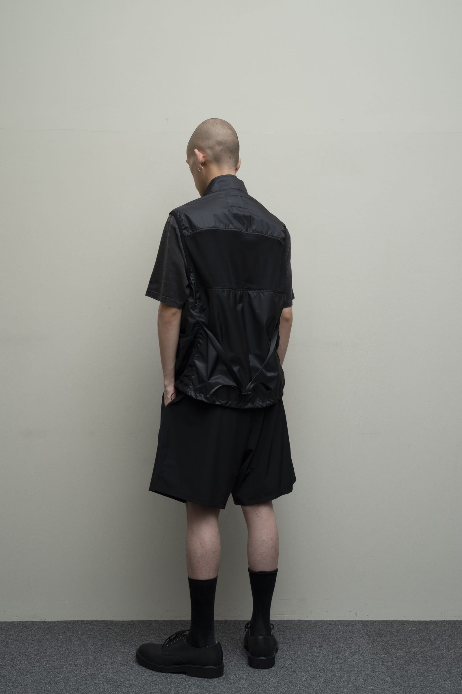 STEALTH POCKET PANEL VEST IDEA FROM GEEK OUT STORE 