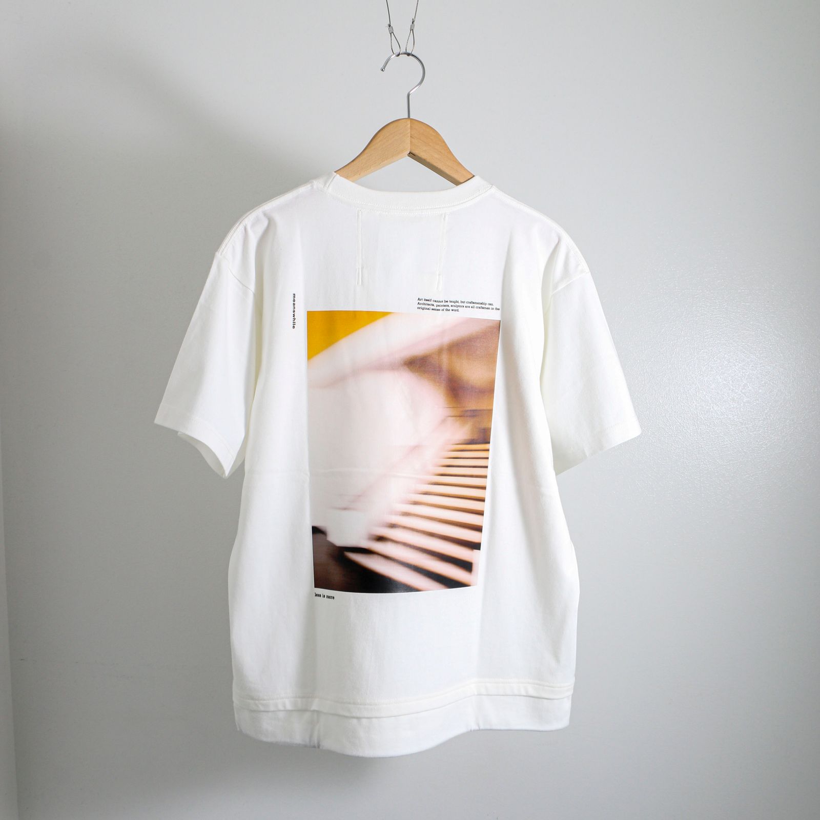 meanswhile - LAYER TEE×OLA KOLEHMAINEN ( OFF WHITE C ) / コットン 
