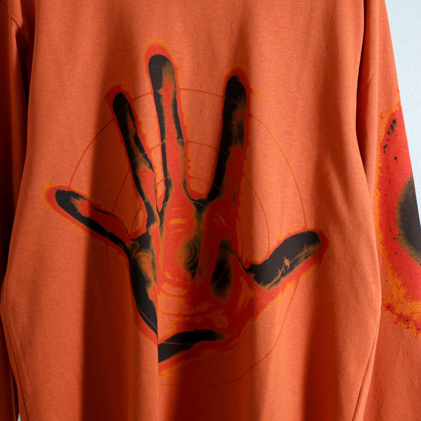 GENTLE FULLNESS - Recycled Cotton LS Tee - Burnt Orange Hand / プリント / ロンスリーブ Tシャツ | koko