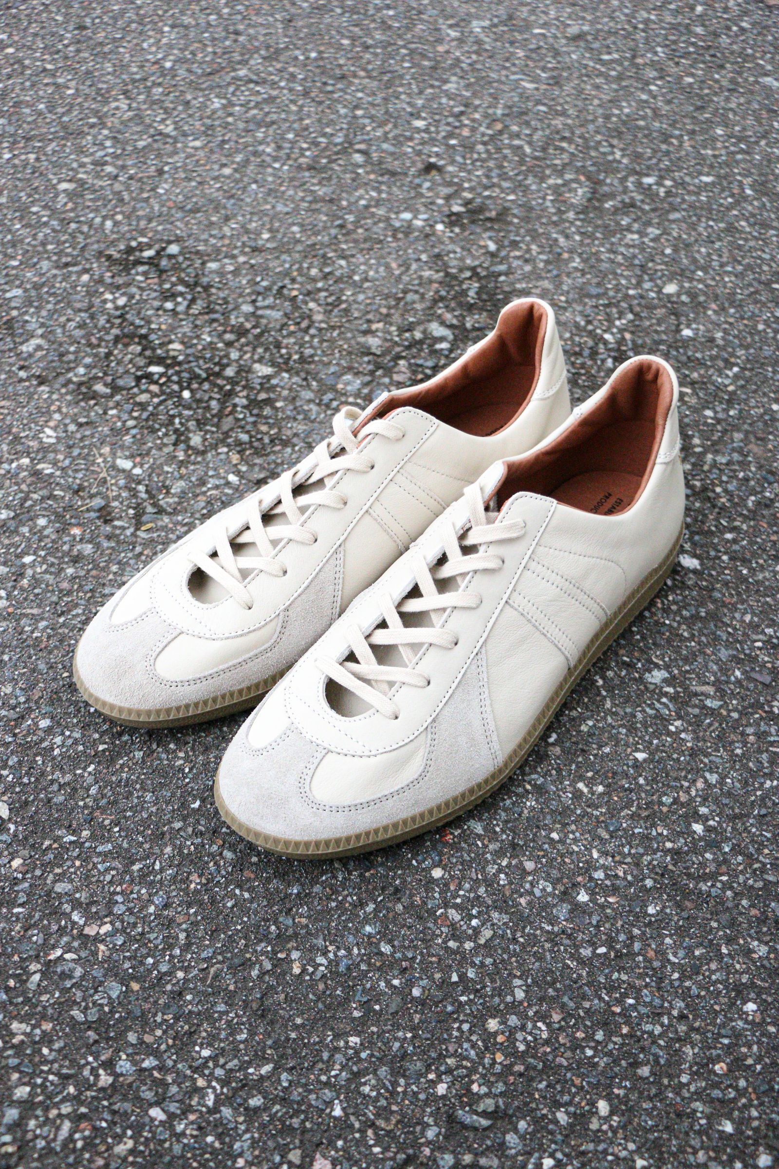 REPRODUCTION OF FOUND - GERMAN MILITARY TRAINER White / ジャーマン 